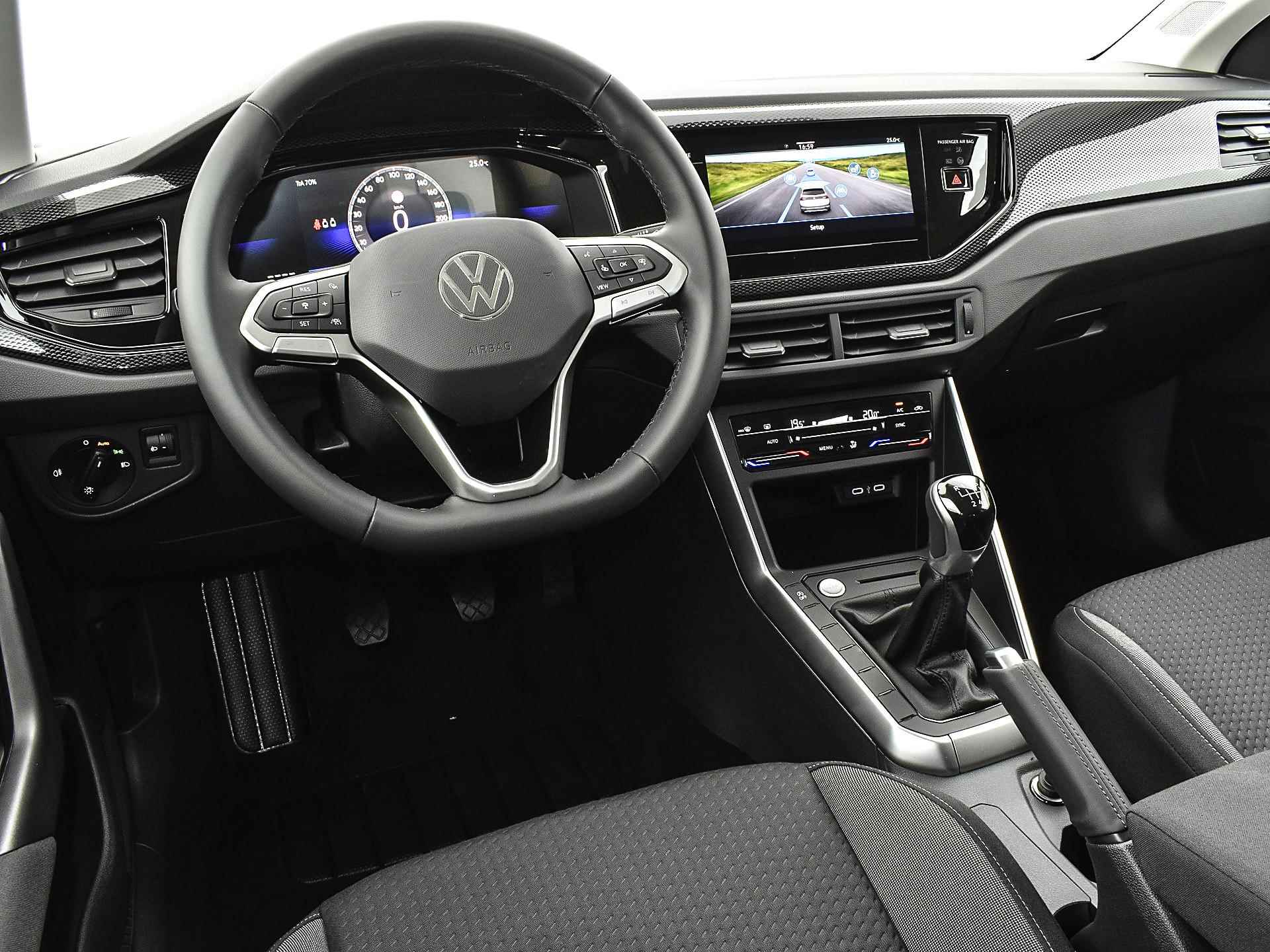 Volkswagen Taigo Life Edition 1.0 70 kW / 95 pk CUV 5 versn. Hand · Incl. Inruilvoordeel· Private lease va. € 345 pm - 14/30