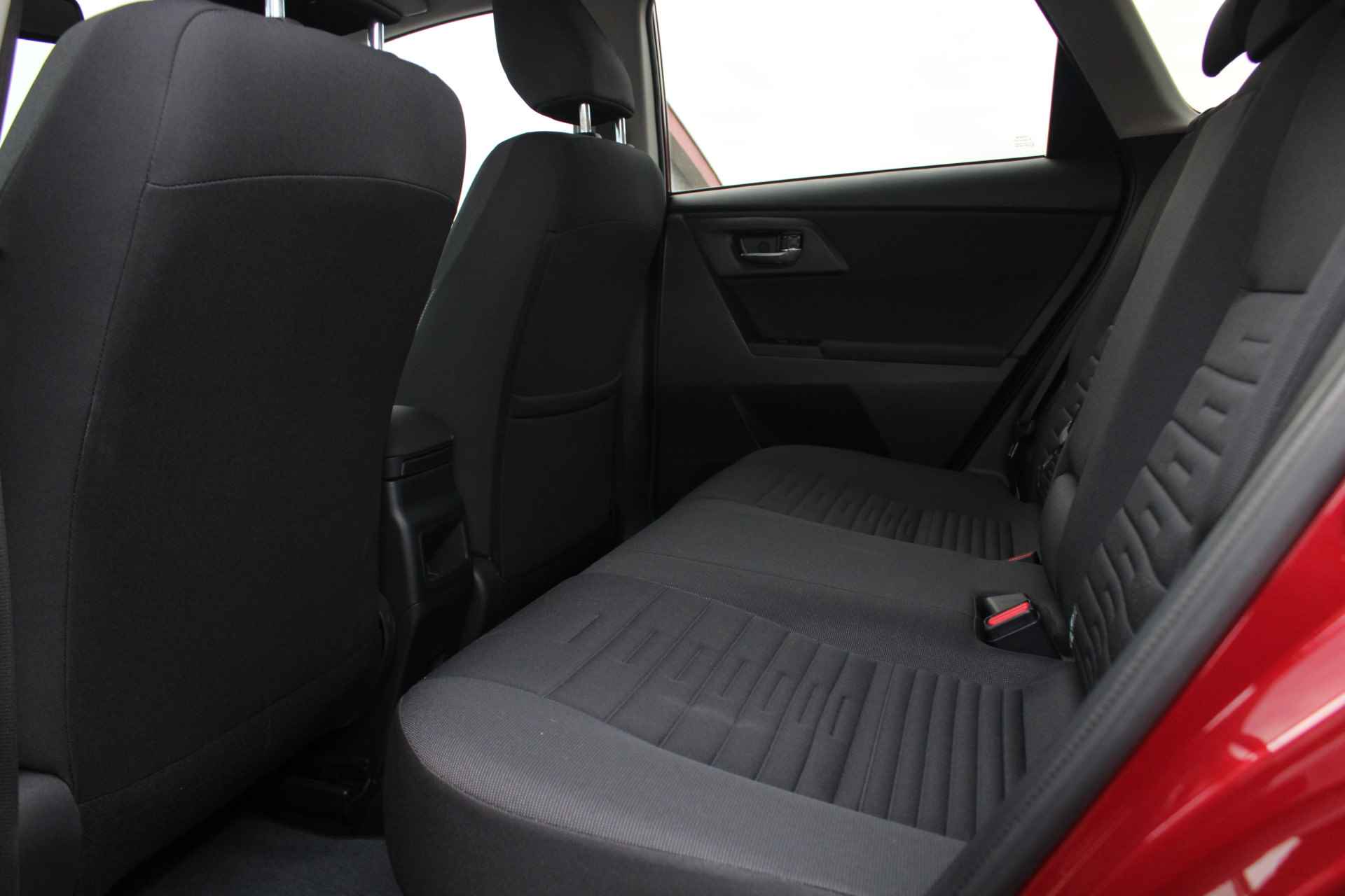 Toyota Auris Touring Sports 1.8 Hybrid Freestyle Automaat Cruise Control, Keyless Go, Bluetooth, Achteruitrijcamera, Rijstrooksensor, Navigatie - 19/46