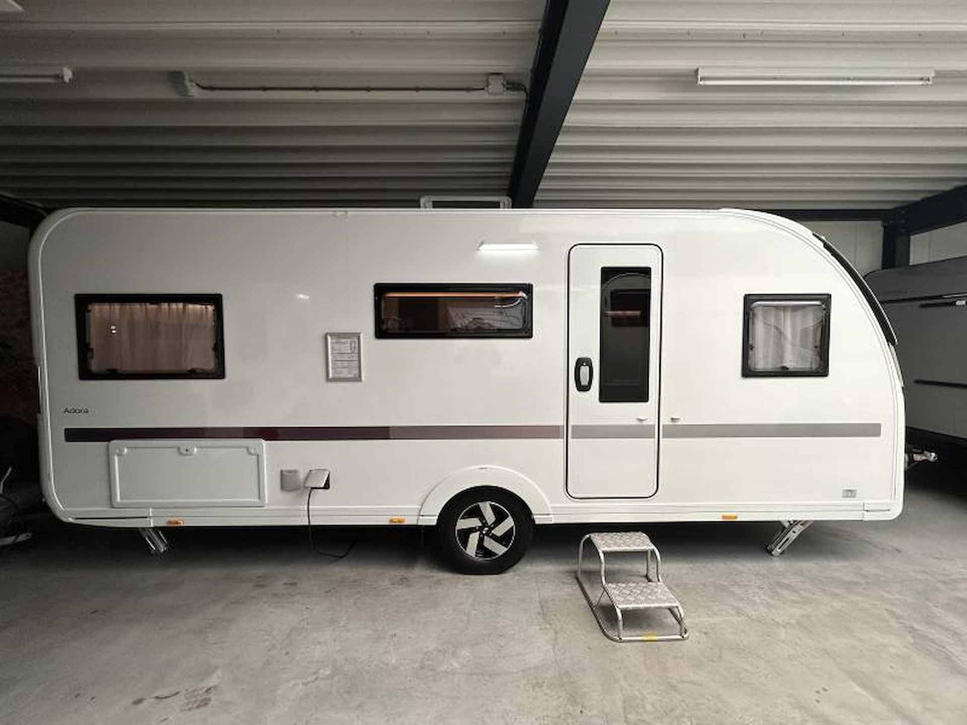 Adria Adora 542 UL 2025 MODEL! - 5/9