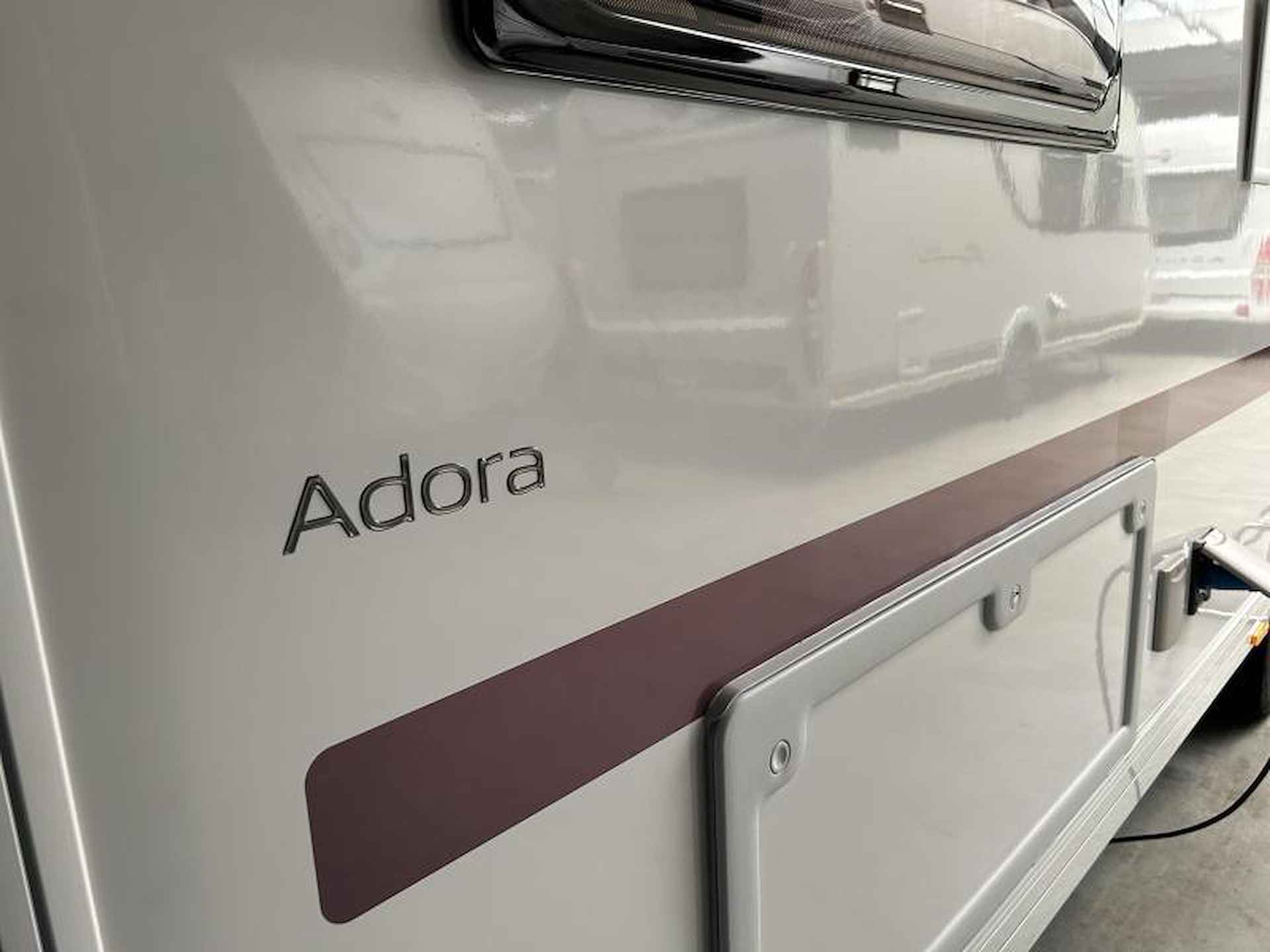 Adria Adora 542 UL 2025 MODEL! - 6/9