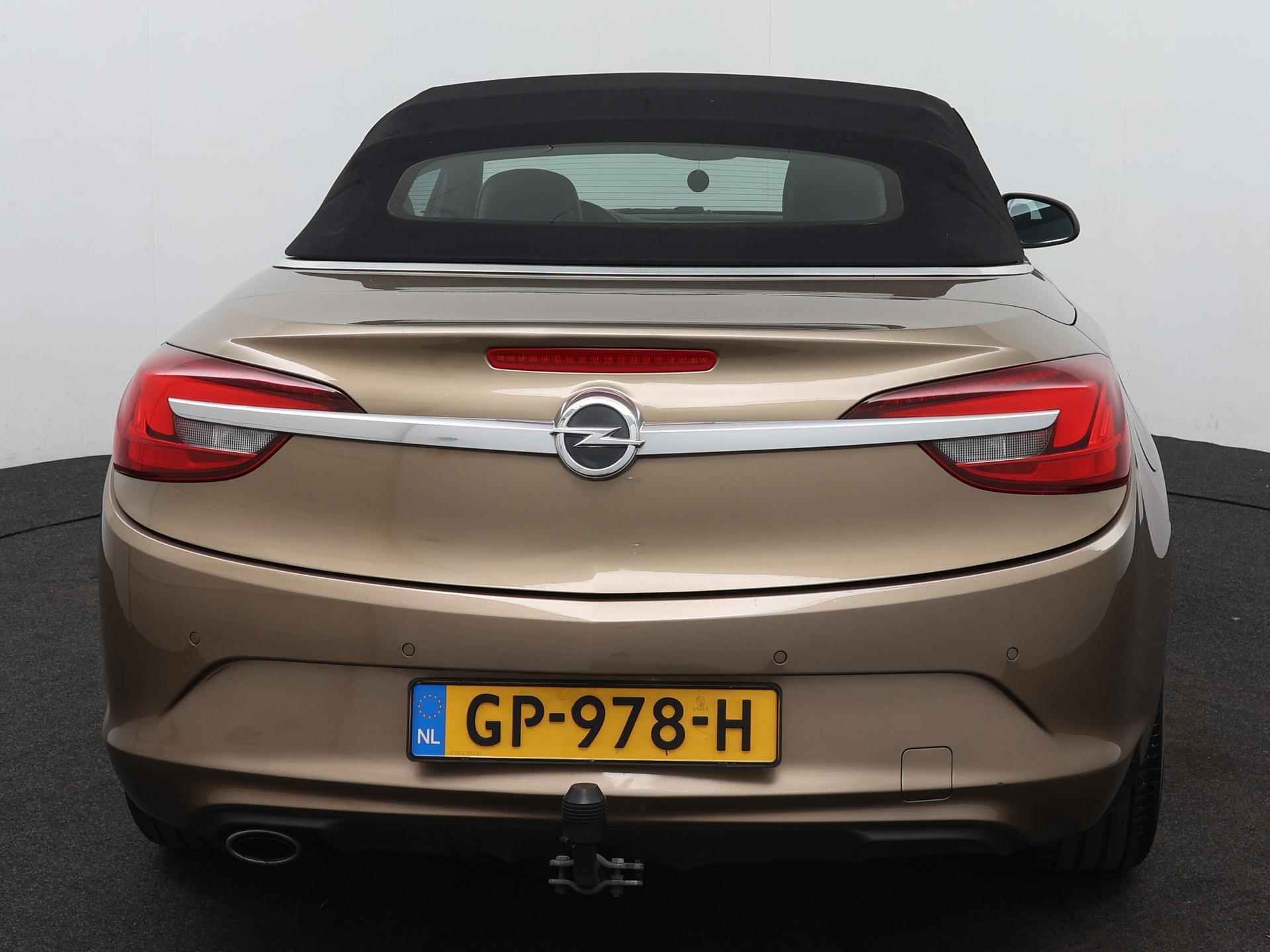 Opel Cascada 1.4 Turbo ecoFLEX Cosmo | Navigatie | Parkeersensoren | Climate control - 8/27