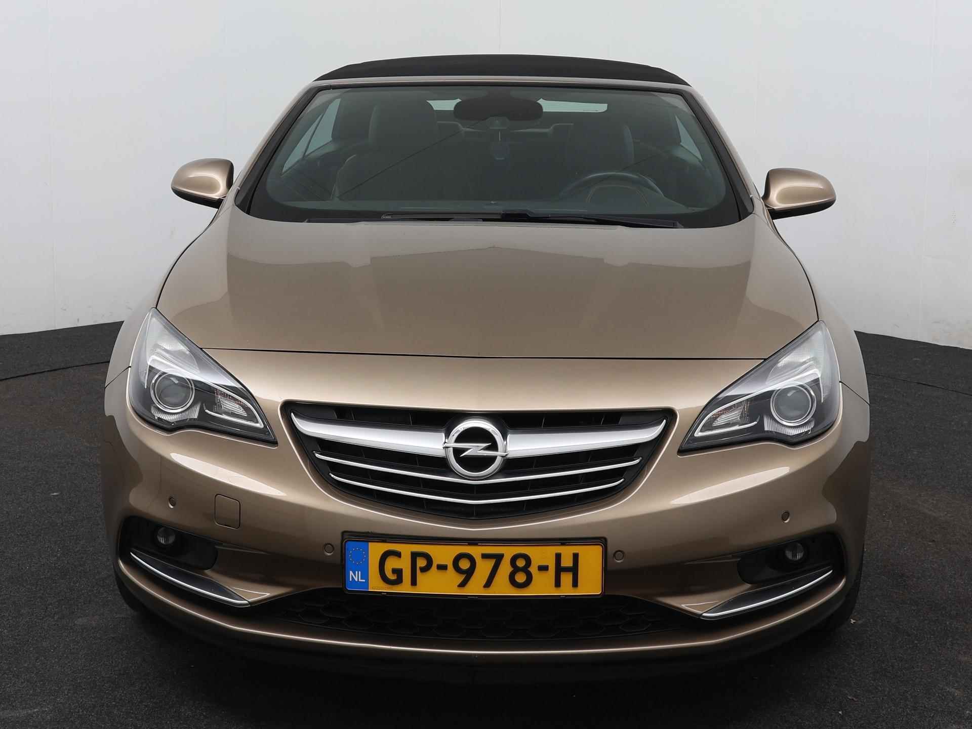 Opel Cascada 1.4 Turbo ecoFLEX Cosmo | Navigatie | Parkeersensoren | Climate control - 9/27