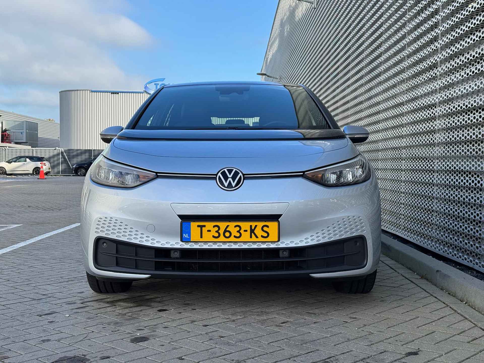 Volkswagen ID.3 Pro Advantage 58 kWh / Achteruitrijcamera / Alarmsysteem / Stuur + Stoelverwarming / Keyless Entry-Go / LED P4 - 11/28