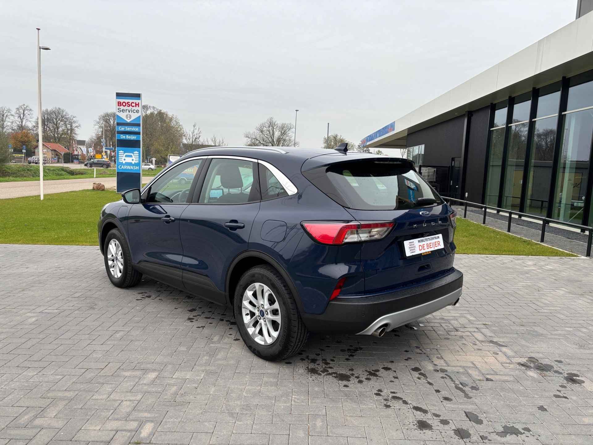 Ford Kuga 2.5 PHEV Titanium 225pk Winterpakket I Parkeerhulp - 4/46