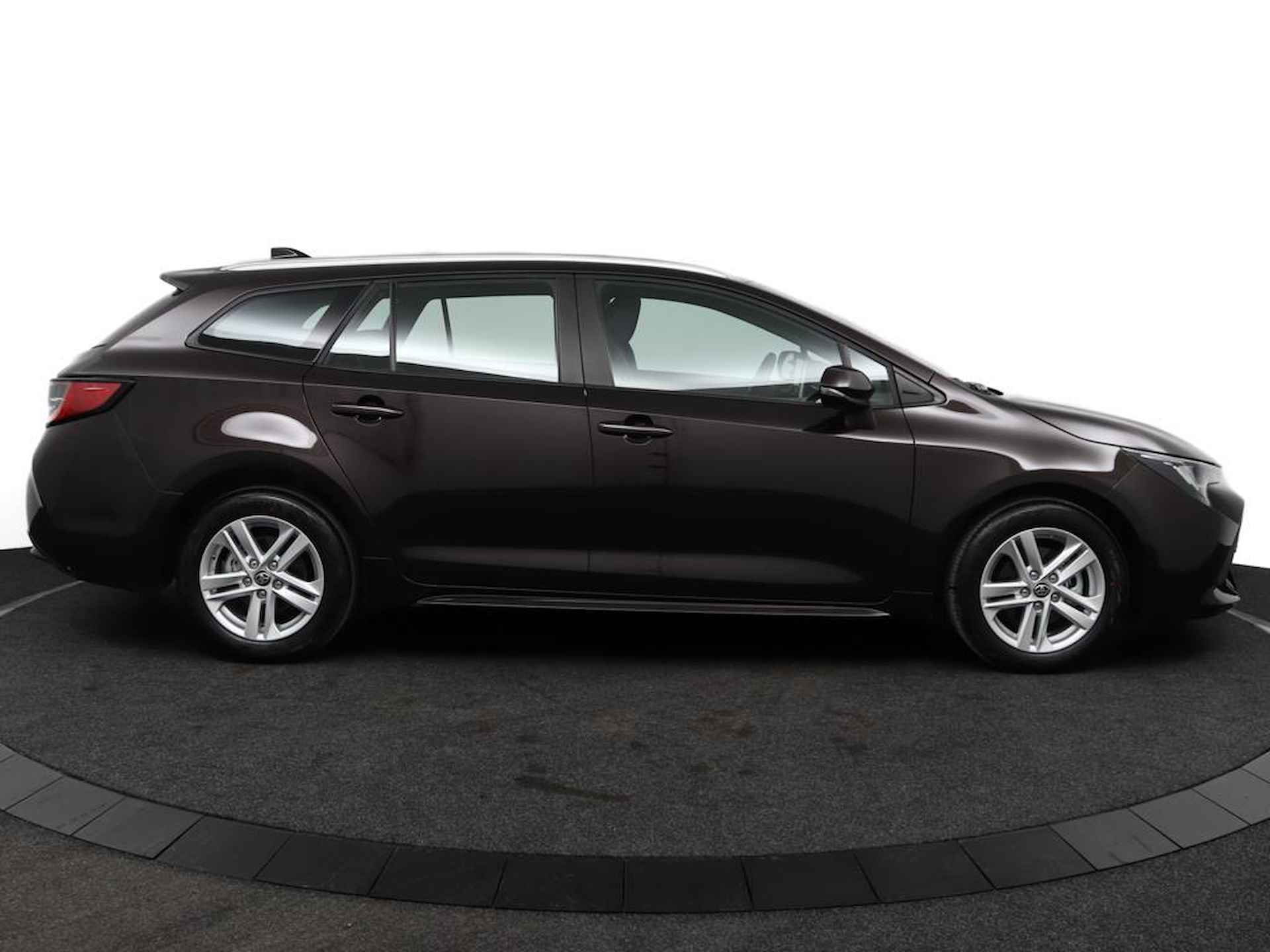 Toyota Corolla Touring Sports 1.8 Hybrid Active | Apple Carplay/Android Auto | Parkeercamera | Climate-Control | Adaptieve Cruise-Control | - 11/42