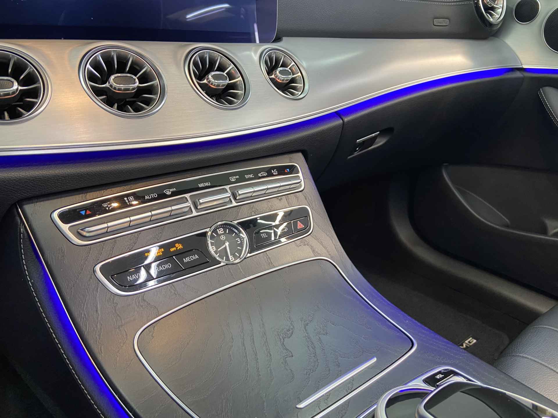Mercedes-Benz E-klasse Cabrio 350 Premium Plus✅Sfeerverlichting✅Trekhaak✅AMG-Line✅Stoelverwarming✅Virtual Cockpit✅Nekverwarming✅ - 55/111