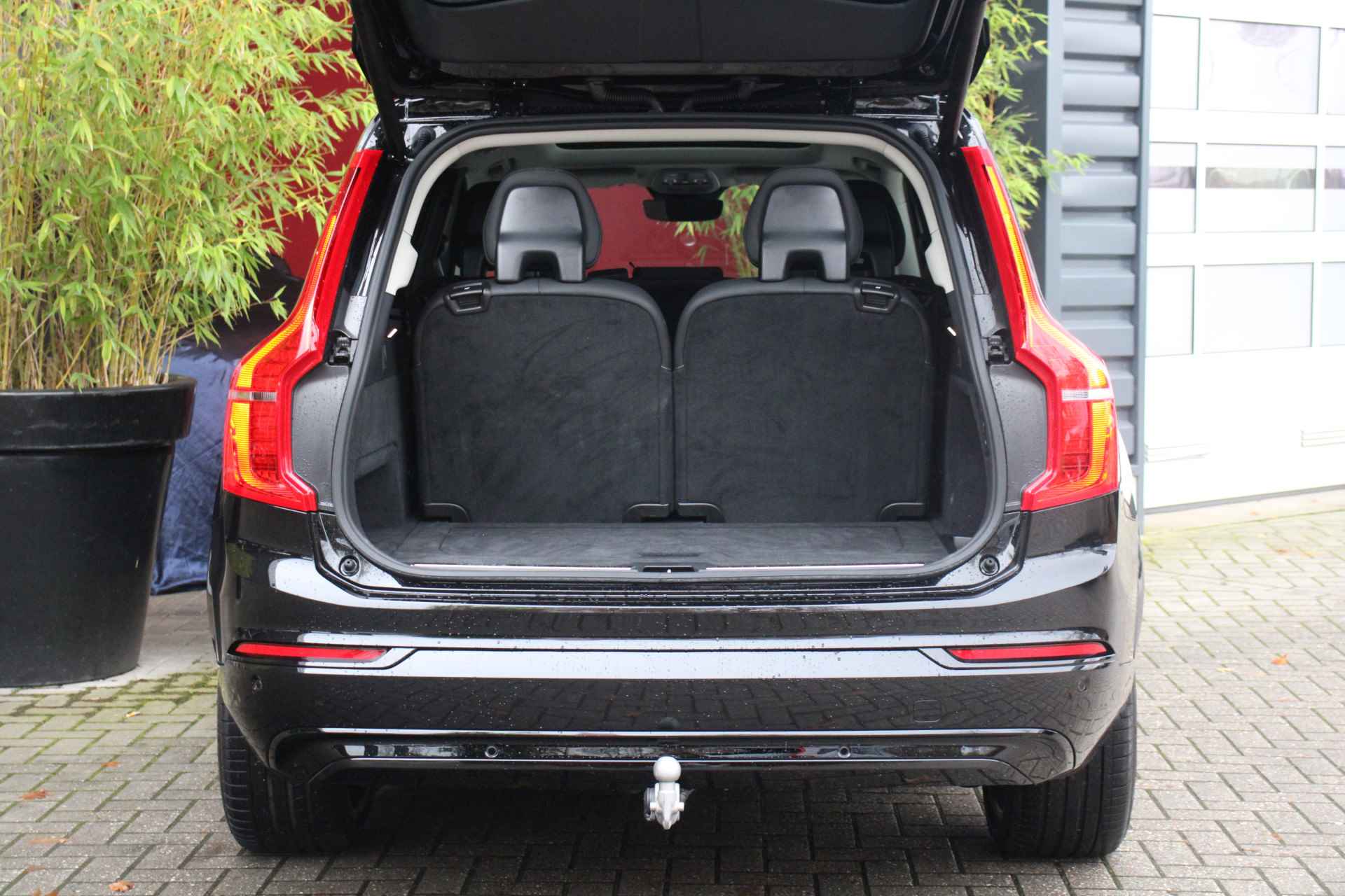 Volvo XC90 T8 Recharge AWD Ultimate Dark | Full Option! | Luchtvering | Bowers&Wilkins | Massage | Schuifdak | Trekhaak | 360 Camera | Pilo - 10/30