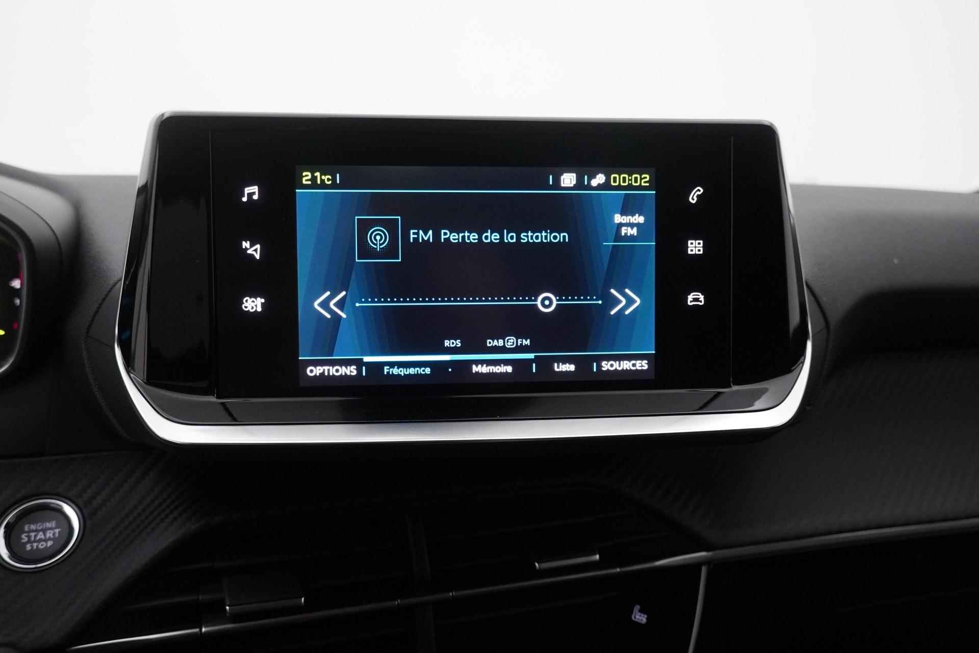 Peugeot e-208 EV Allure 50 kWh Apple carplay/Android auto | Keyless | Navigatie via app | Stoelverwarming - 19/32