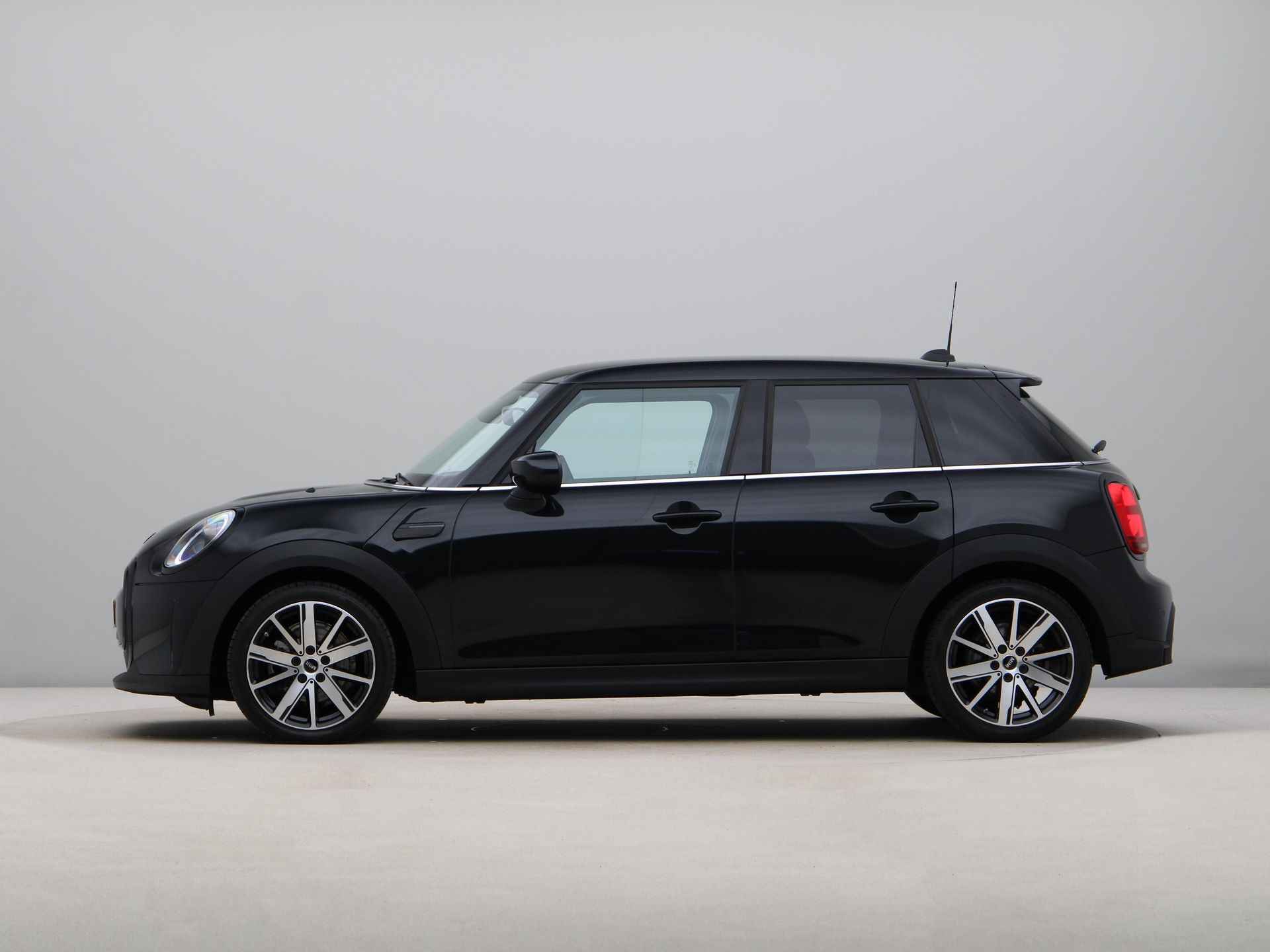 MINI 5-deurs Cooper Camden Edition Aut. - 13/24