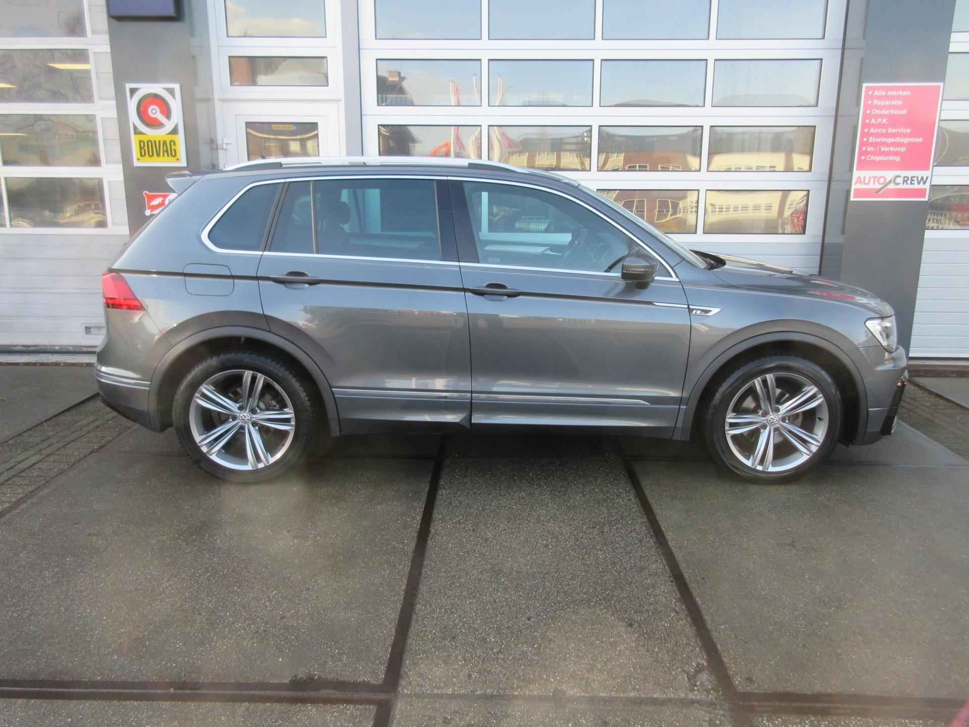 Volkswagen Tiguan 1.5 TSI Comfortline Business / R-Line - 6/30