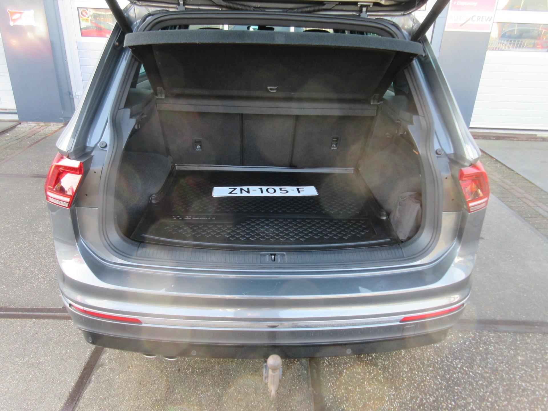 Volkswagen Tiguan 1.5 TSI Comfortline Business / R-Line - 9/30