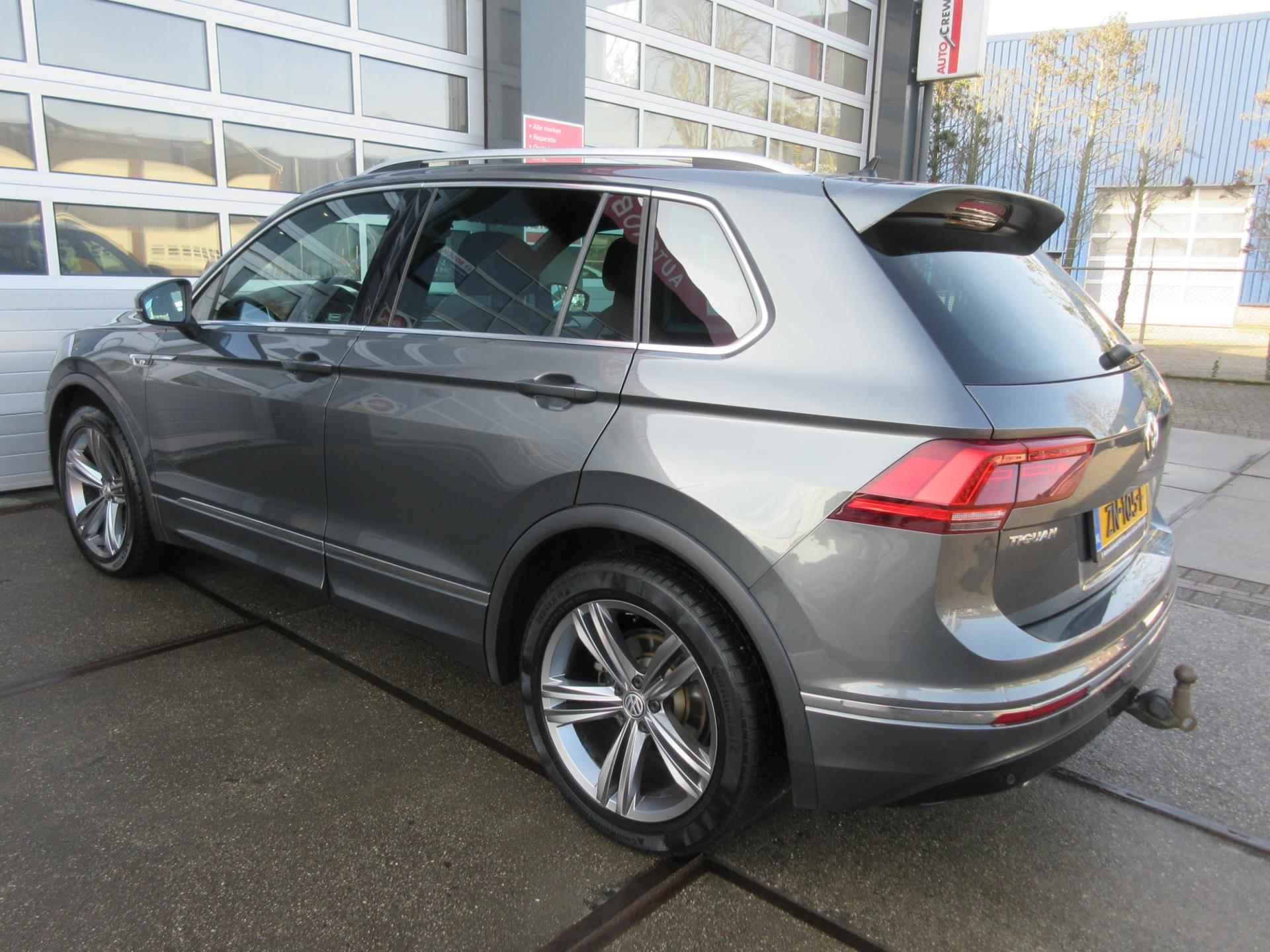 Volkswagen Tiguan 1.5 TSI Comfortline Business / R-Line - 13/30