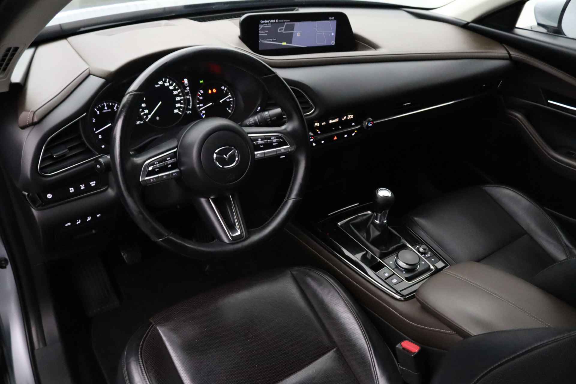 Mazda CX-30 2.0 e-SkyActiv-X M Hybrid Comfort | Head-up display | Ledere bekleding | Adaptieve cruise control | LED - 25/30