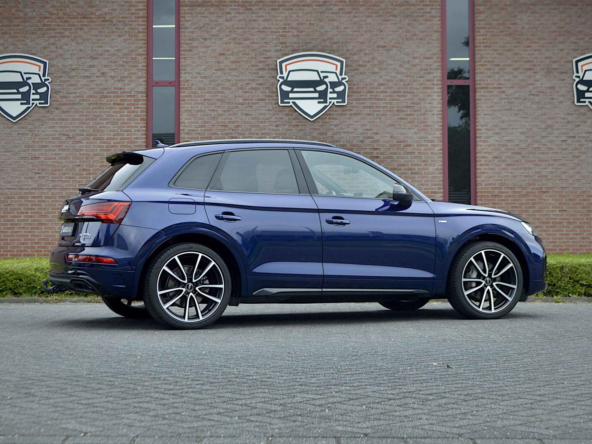 Audi Q5 55 TFSIe S line | Luchtvering | Pano | Trekhaak - 3/20