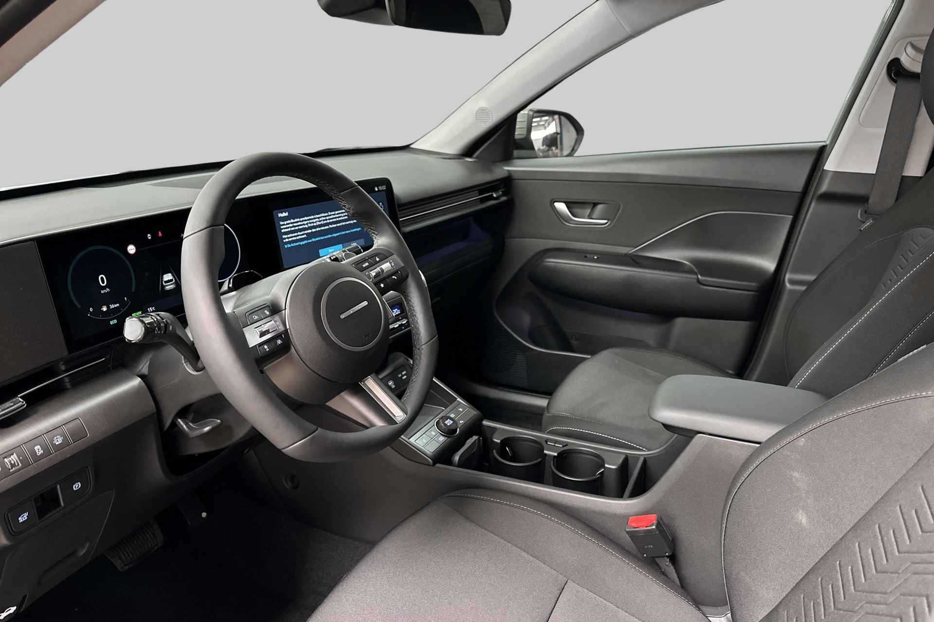 Hyundai KONA 1.6 GDI HEV Comfort Smart Van 37.495,- Voor 35.430,- - 7/26