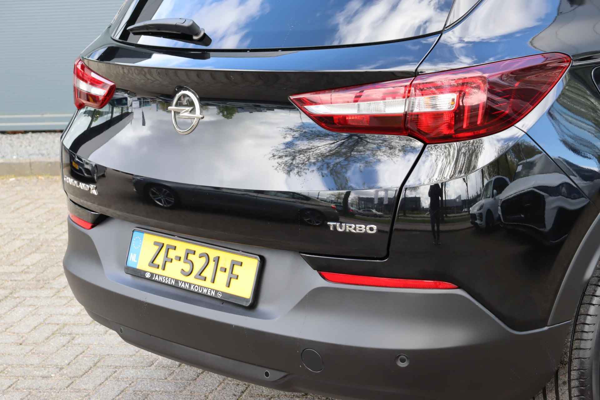 Opel Grandland X 1.2 Turbo Online Edition / Climate / Carplay Navigatie / Winterpakket - 35/41