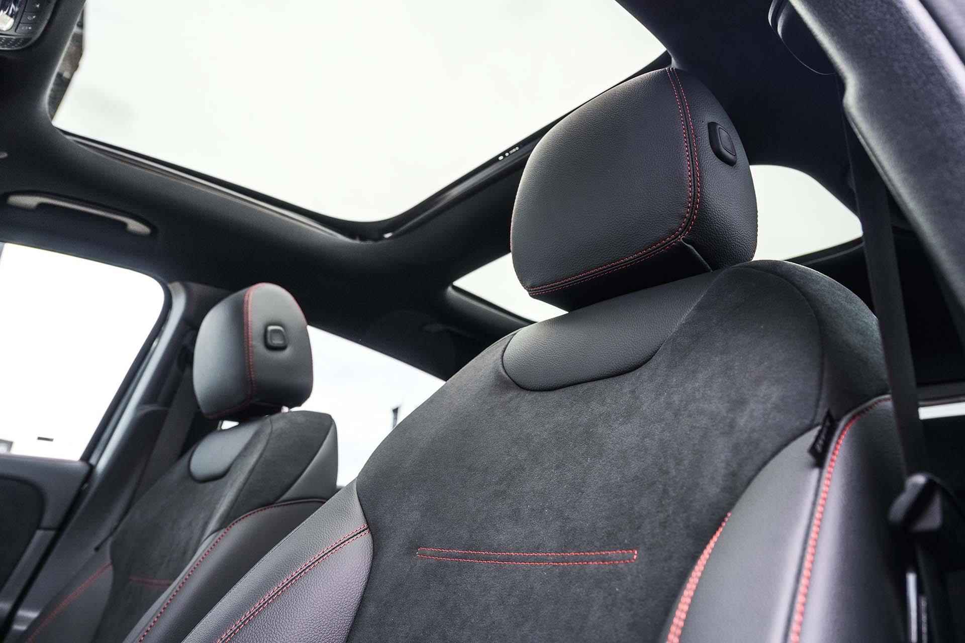Mercedes-Benz EQA 250+ AMG-Line Business Edition 71 kWh Panoramadak | Sfeerverlichting | Night pakket | Elec-verstelbare stoelen met geheugen | 360° Camera | 19" AMG Velgen - 8/35