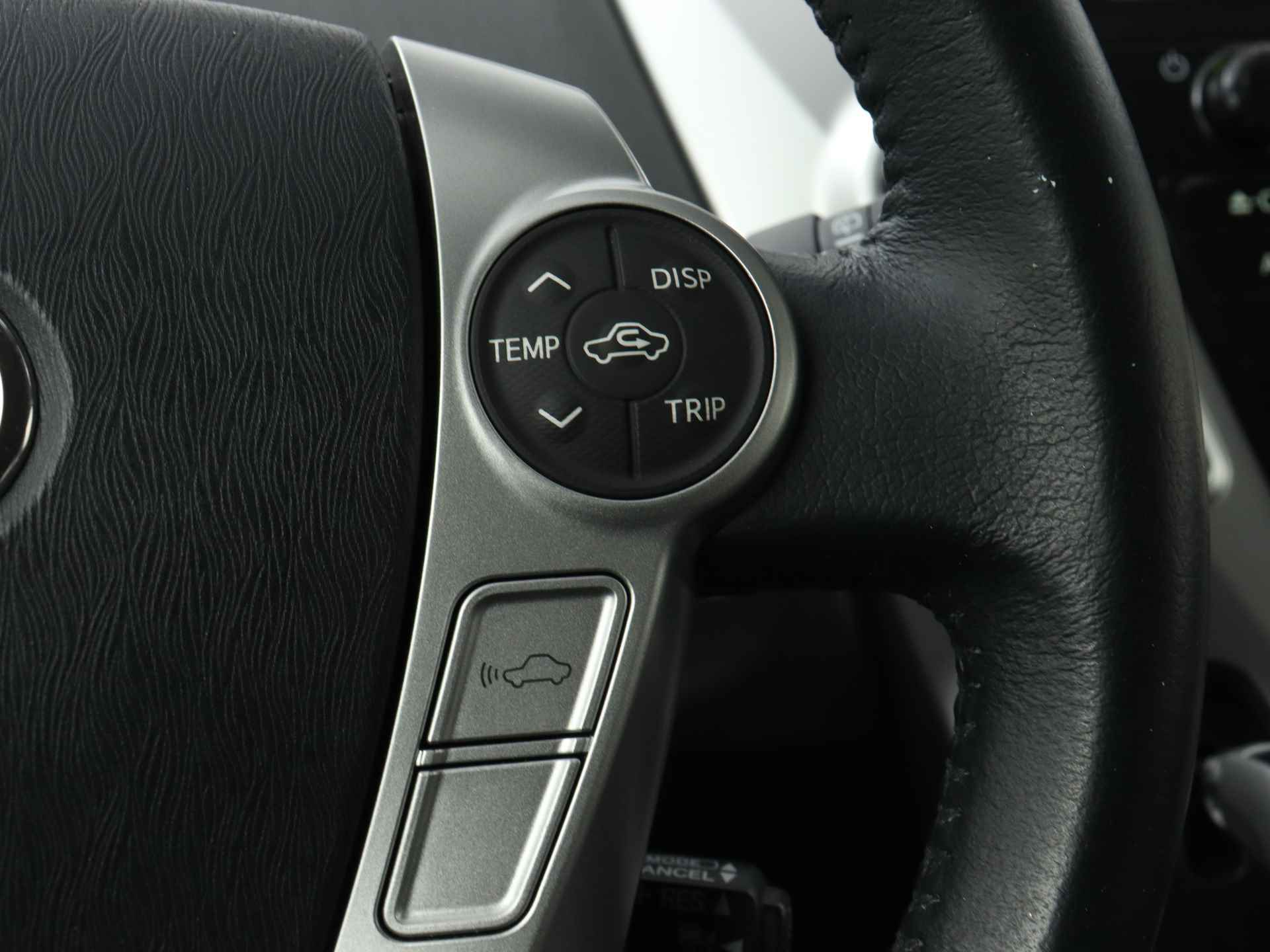 Toyota Prius Wagon 1.8 Hybrid Dynamic Business | JBL-Audio | Trekhaak tbv fietsendrager | gaat terug naar leseman - 23/44