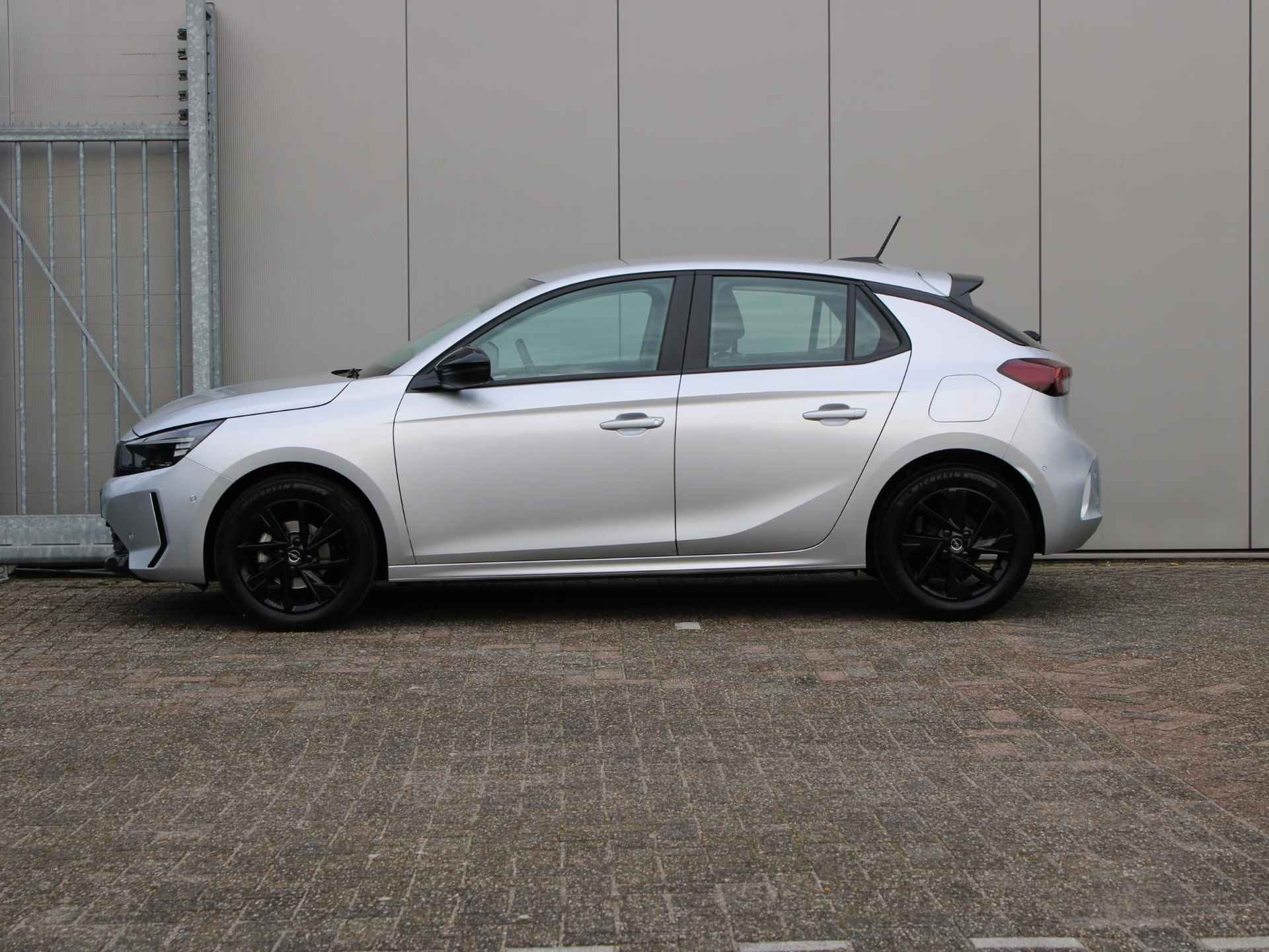 Opel Corsa 1.2 | Apple Carplay / Camera / Cruise - 12/25