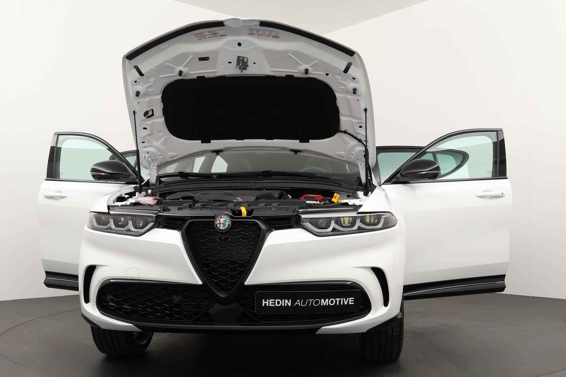 Alfa Romeo Tonale 1.3T PHEV Veloce Panoramadak | Keyless | Navigatie - 27/30