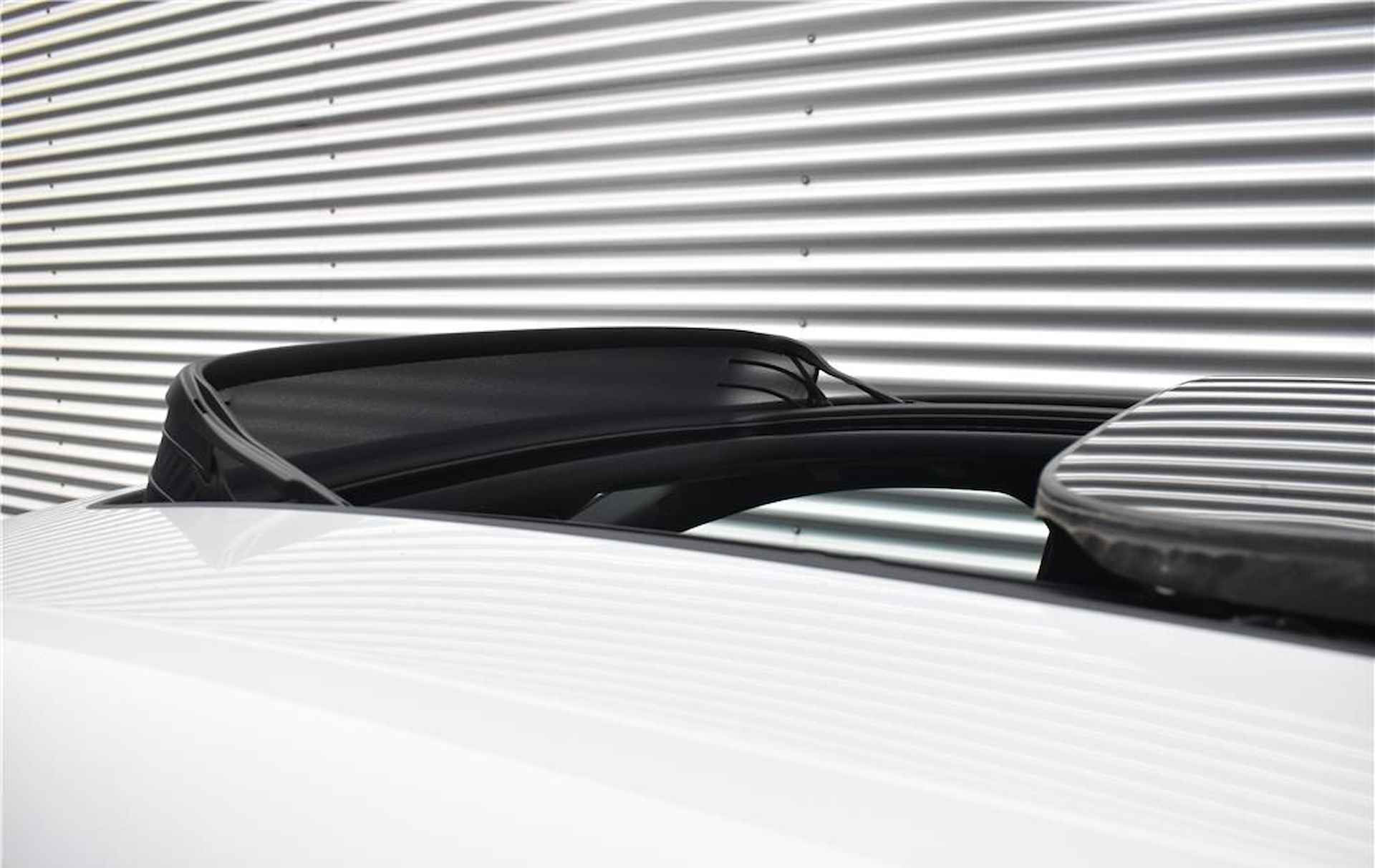 Porsche Macan 2.0 266pk | Sportdesign | Panoramadak | Luchtvering | PDLS+ | Privacybeglazing | Sporteindpijpen | Stuur verwarmbaar (GT Sport / - 9/36