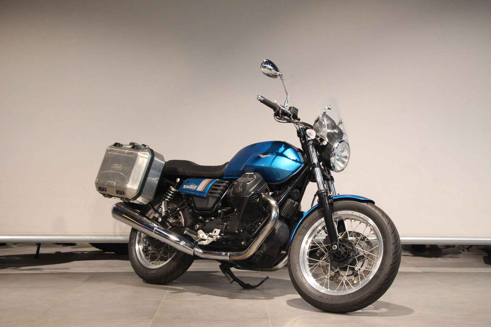 Moto Guzzi V 7 III SPECIAL - 2/12