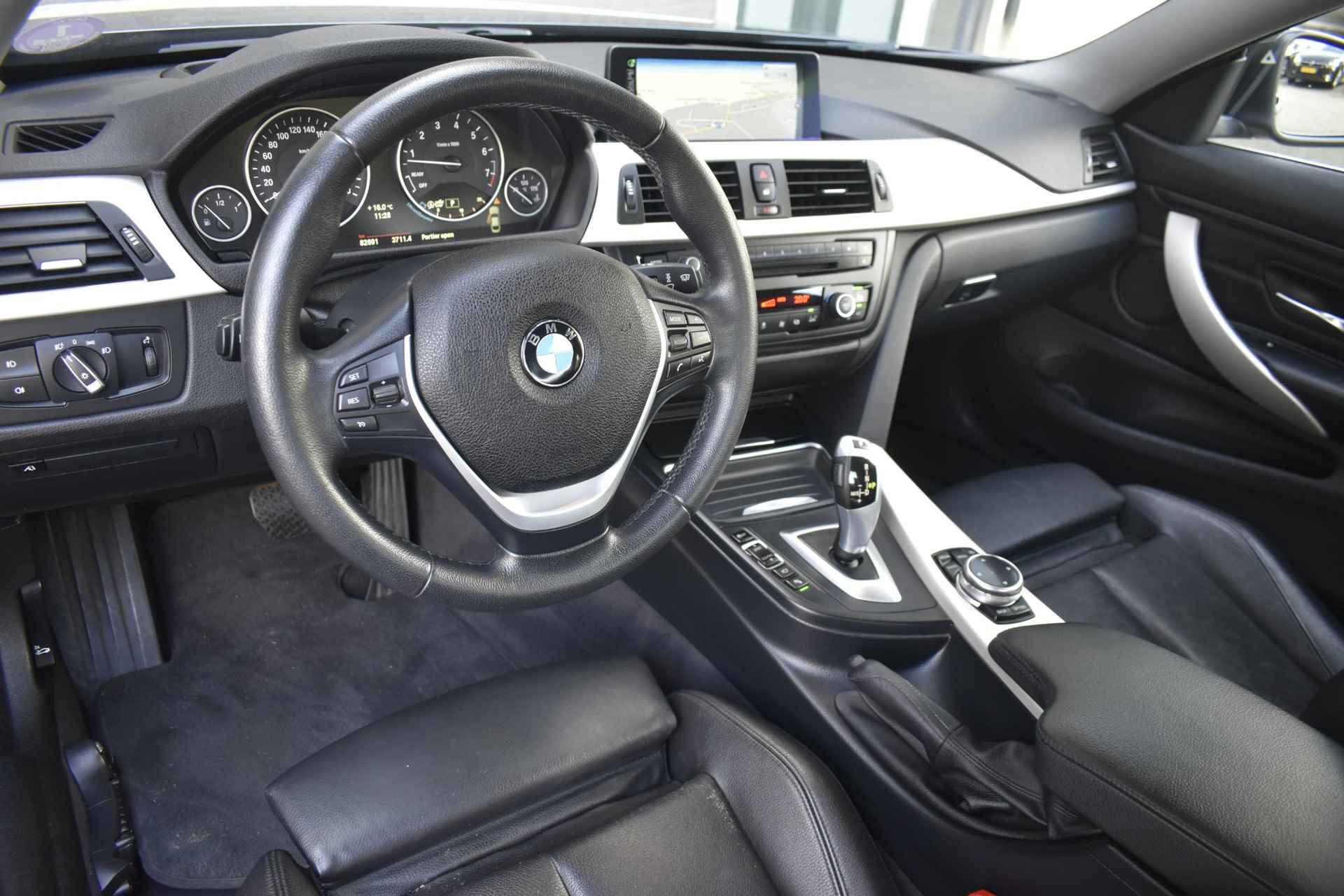 BMW 4-serie Coupé 435i High Executive / Head-up / 360 Camera / Sportstoelen / Xenon / NL-auto / Dealer onderhouden - 3/46