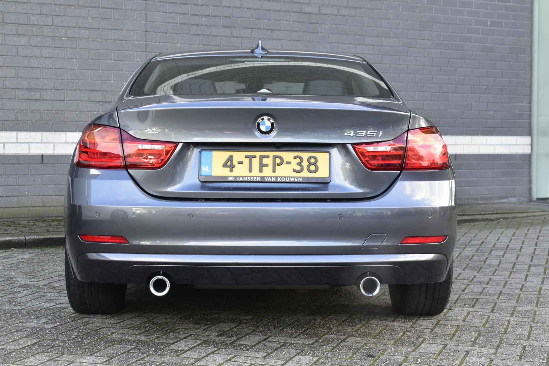 BMW 4-serie Coupé 435i High Executive / Head-up / 360 Camera / Sportstoelen / Xenon / NL-auto / Dealer onderhouden - 18/46