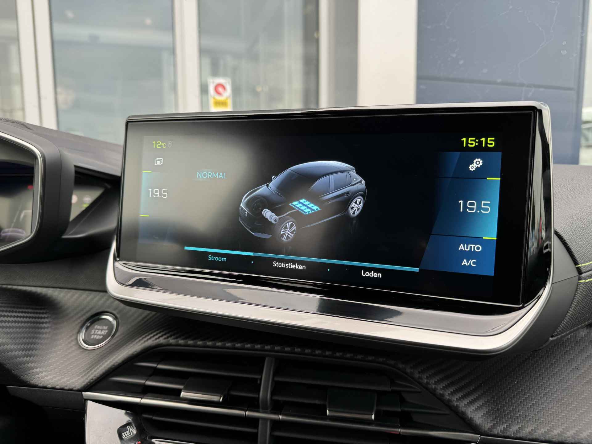 Peugeot e-208 EV GT 50 kWh | €2.000 SEPP | Navi | Carplay | Stoelverwarming | Keyless | Camera - 34/43