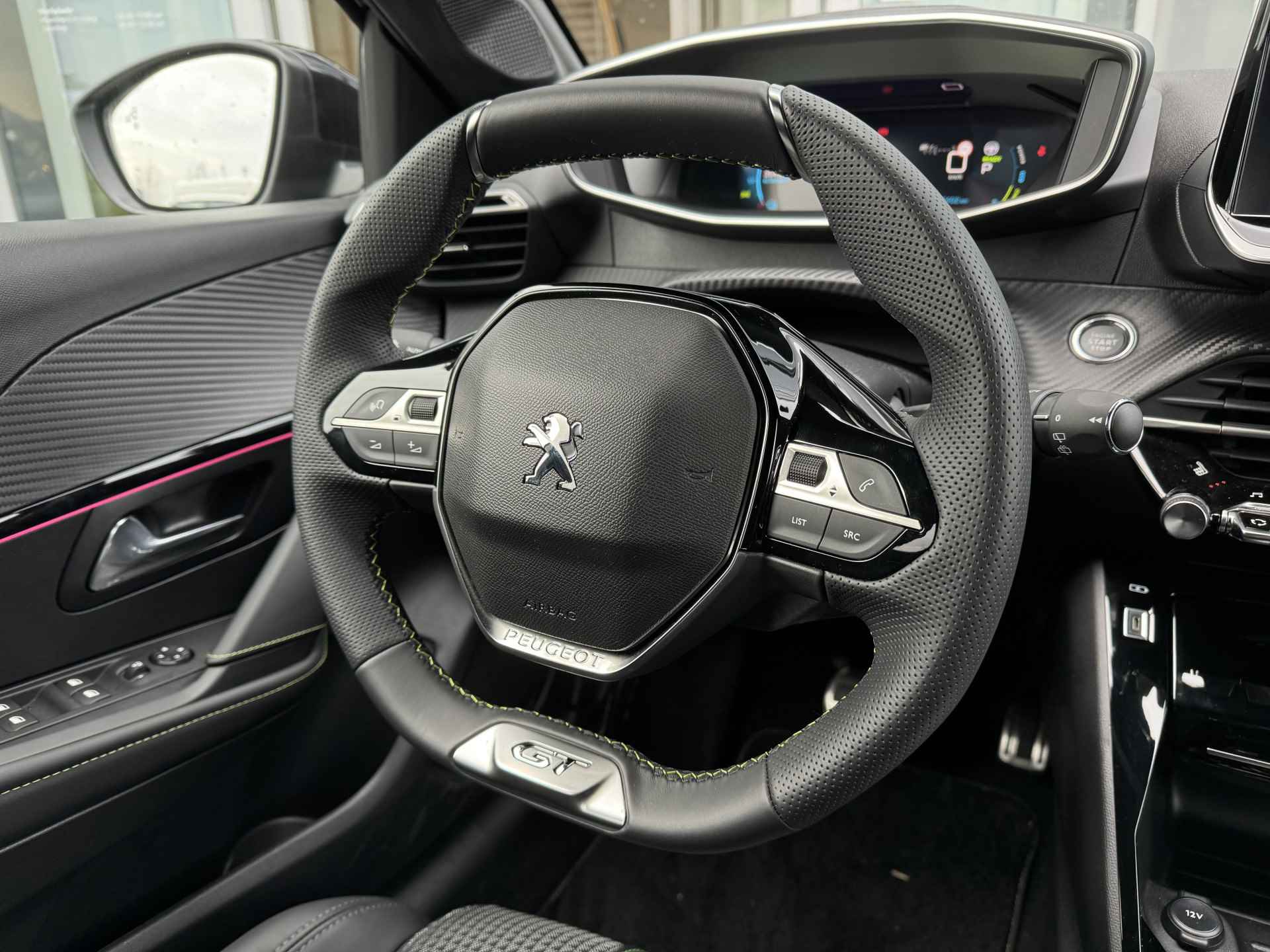 Peugeot e-208 EV GT 50 kWh | €2.000 SEPP | Navi | Carplay | Stoelverwarming | Keyless | Camera - 35/43