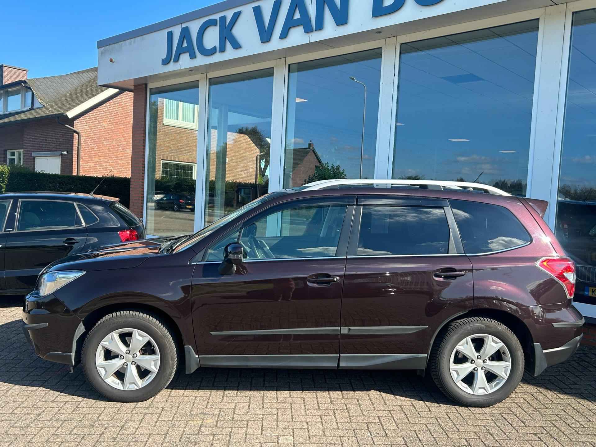 Subaru Forester 2.0 Executive AWD - AUT. - Origineel NL - NAP - Navi - Trekhaak - UNIEK - 2/24