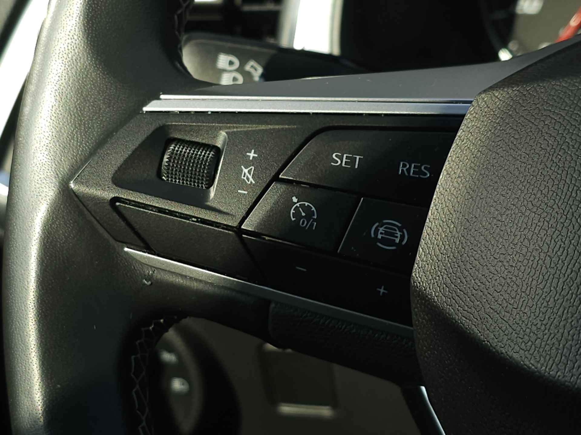 SEAT Ateca 1.0 TSI 110 pk Style Business Intense | Navigatie | LED | Lm velgen | Camera | Sensoren | All Season banden | incl. Bovag rijklaarpakket met 12 maanden garantie | - 20/35