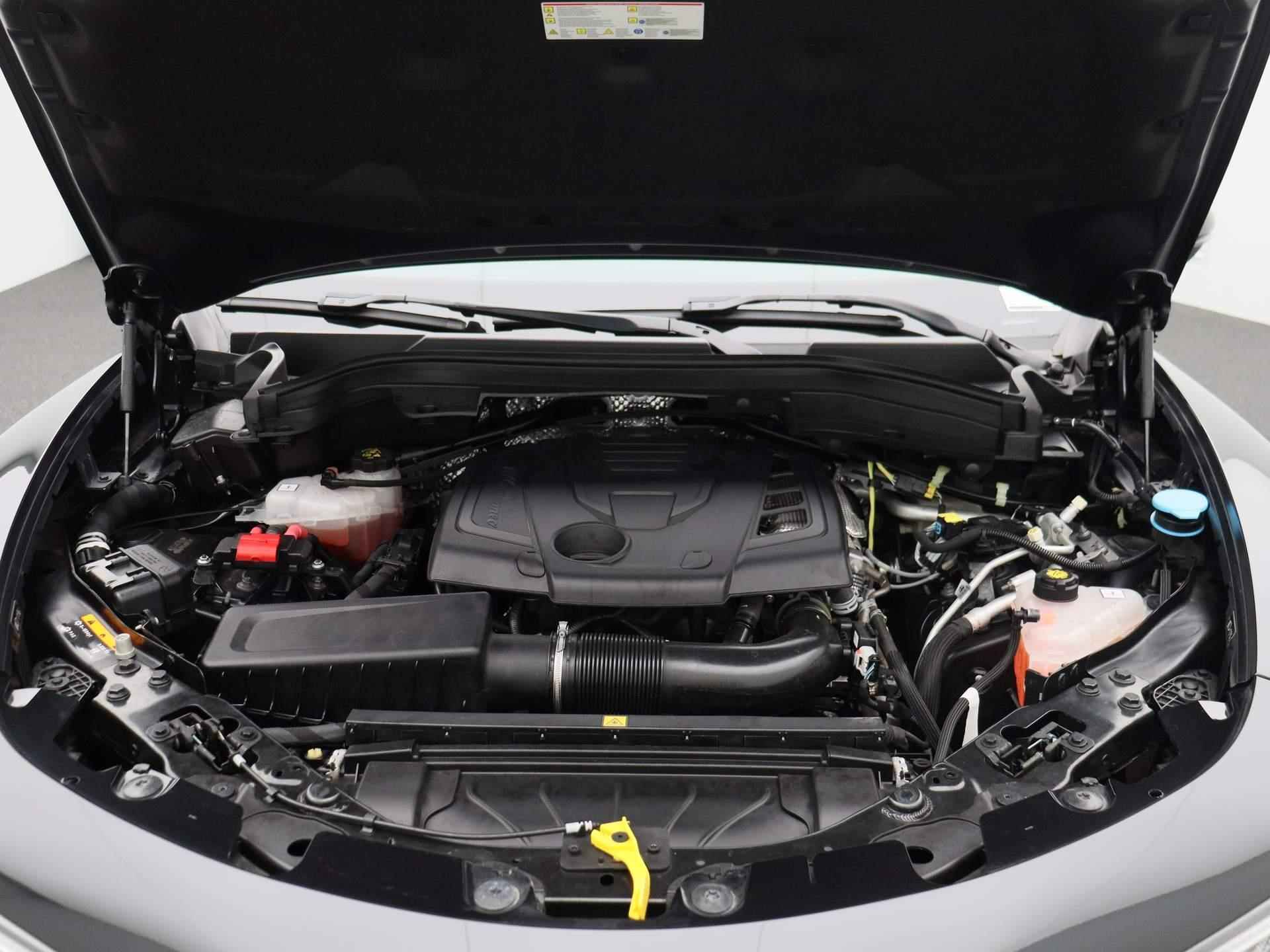 Alfa Romeo Stelvio 2.0 T AWD Sprint | Automaat | Half-Leder | Navigatie | Climate control | Parkeer sensoren | LMV | Xenon | Camera | Lage km stand - 41/45