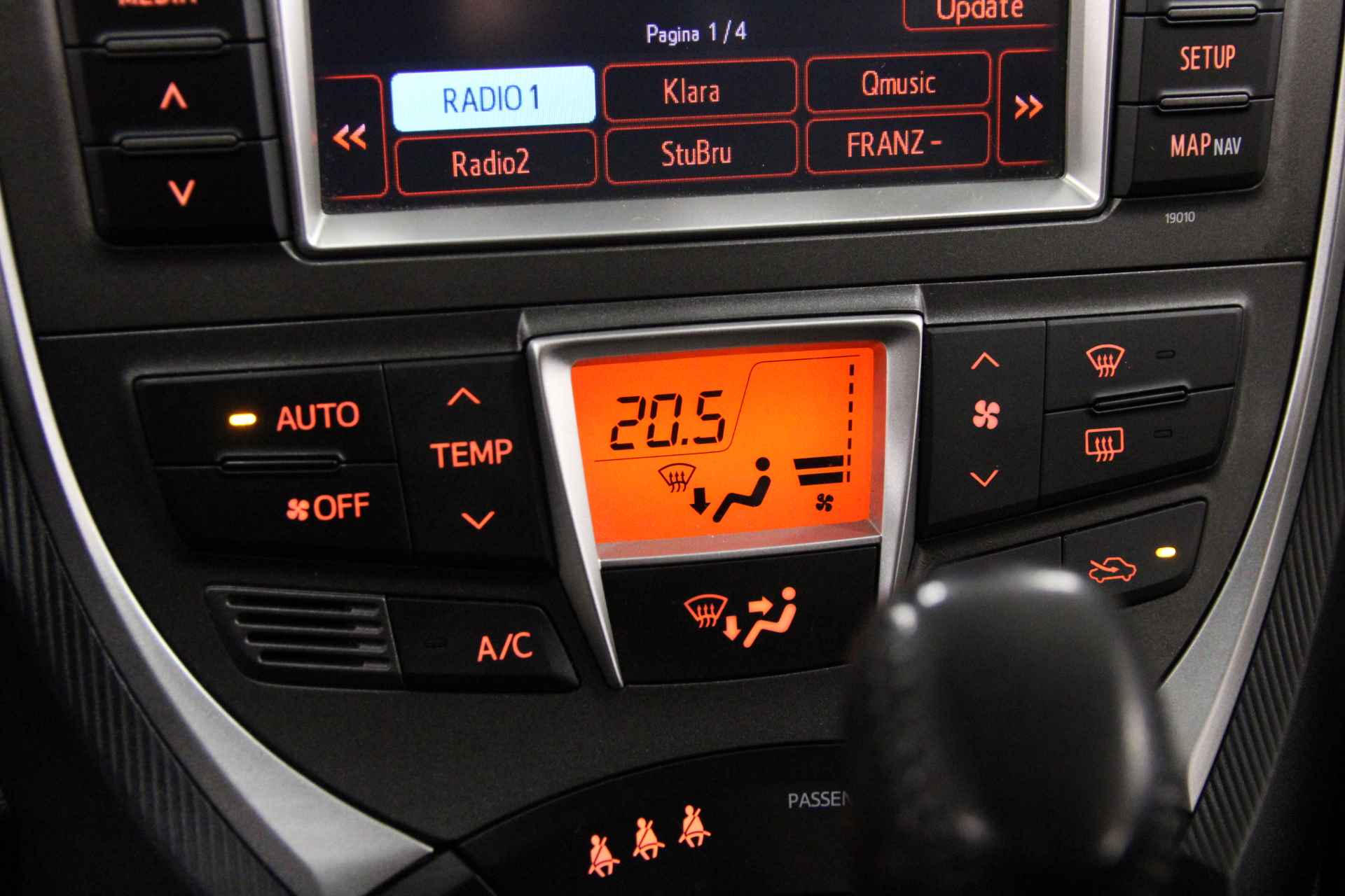 Toyota Verso-S 1.3 VVT-i Dynamic Automaat + PDC V+A - 27/38