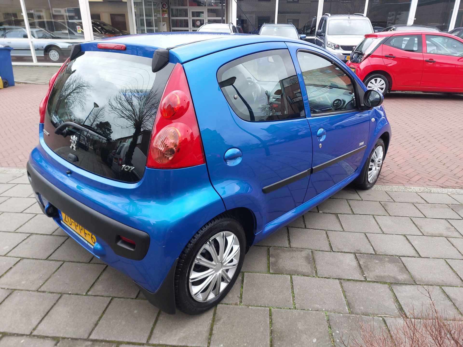 Peugeot 107 1.0-12V Millesim 200 - 4/9