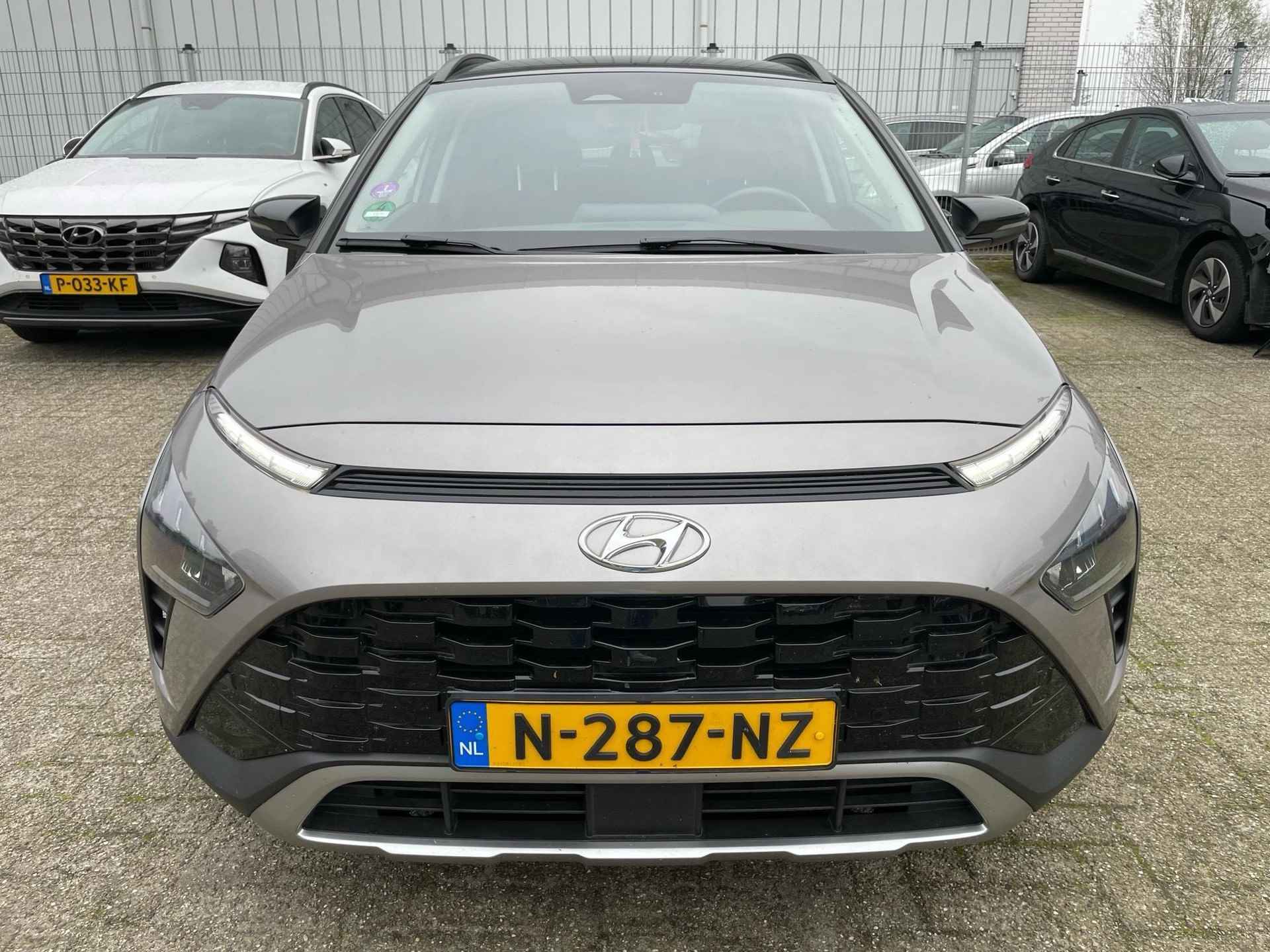 Hyundai Bayon 1.0 T-GDI Premium Automaat / Bose Sound / Trekhaak / Navigatie / Telefoon / 1ste Eigenaarsauto. - 2/11