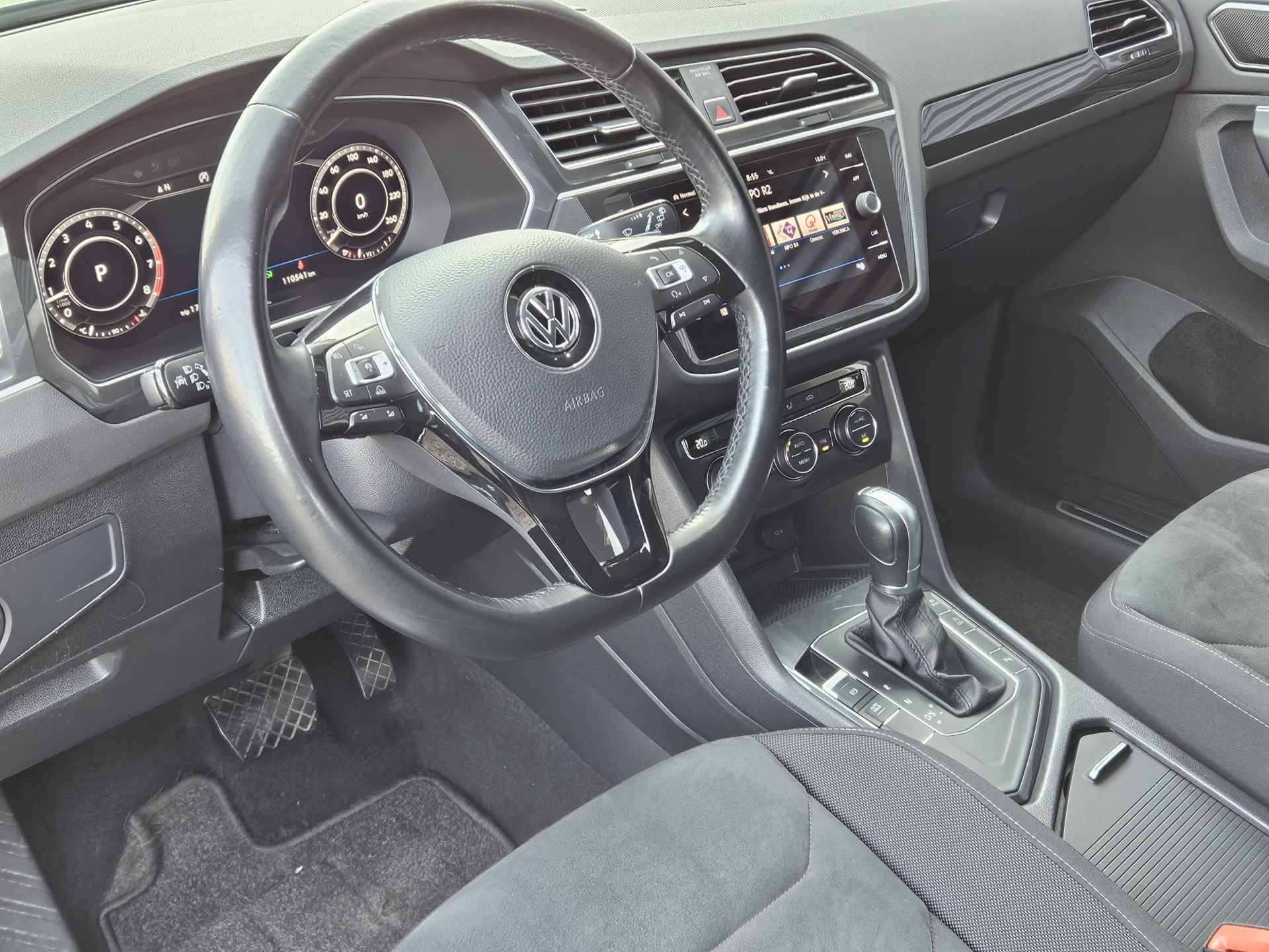 Volkswagen Tiguan 1.4 TSI ACT Highline 150 PK Automaat | Trekhaak | R-Line Pakket | Geremd Trekgewicht 1.800 KG - 8/40