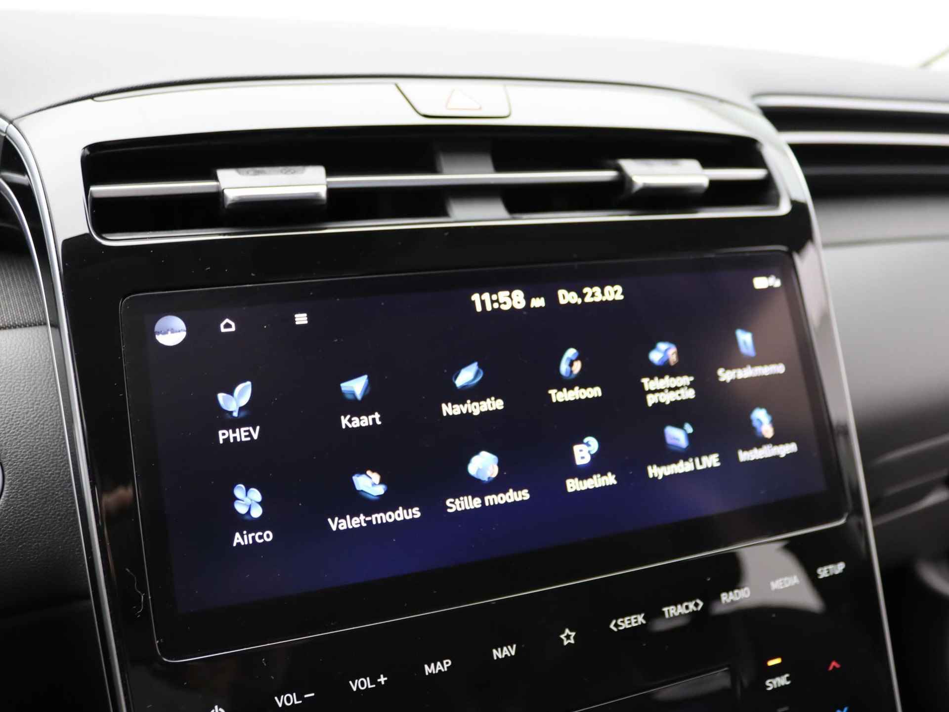 Hyundai Tucson 1.6 T-GDI PHEV Premium | Plug-In | Navigatie | Stoelverwarming | Stoelventilatie | LED | DAB | Cruise Control | Achteruitrijcamera | Surround view | - 20/49