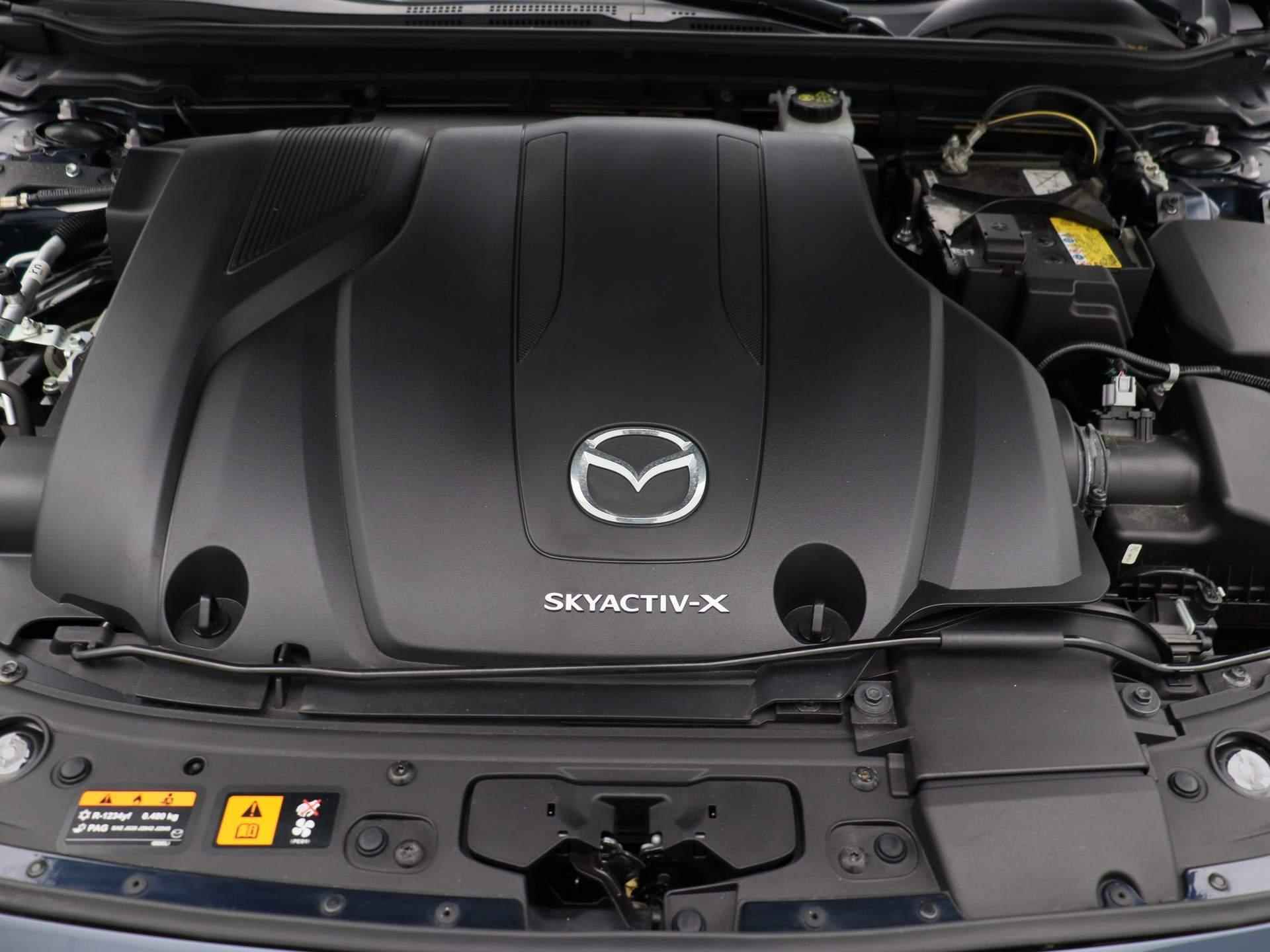 Mazda 3 2.0 e-SkyActiv-X M Hybrid 180 Comfort met Bose | Lederen Bekleding | Navigatie | Camera | Bose Audio | - 38/42