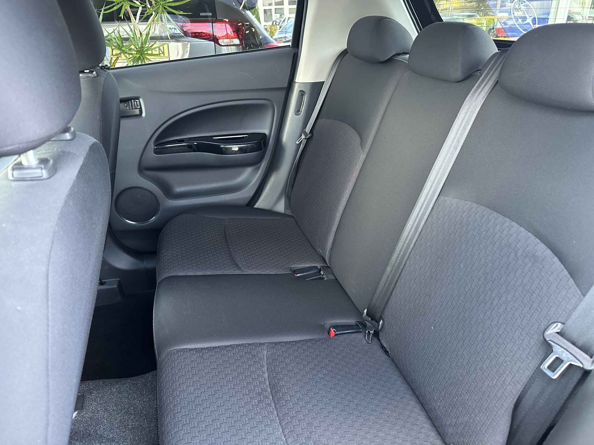 Mitsubishi Space Star 1.2 Connect Pro NAVI,AIRCO,CARPLAY - 10/25