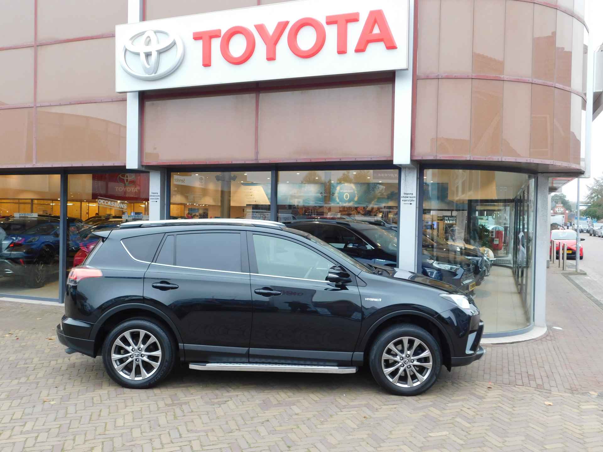 Toyota RAV4 2.5 Hybrid Executive - 32/44