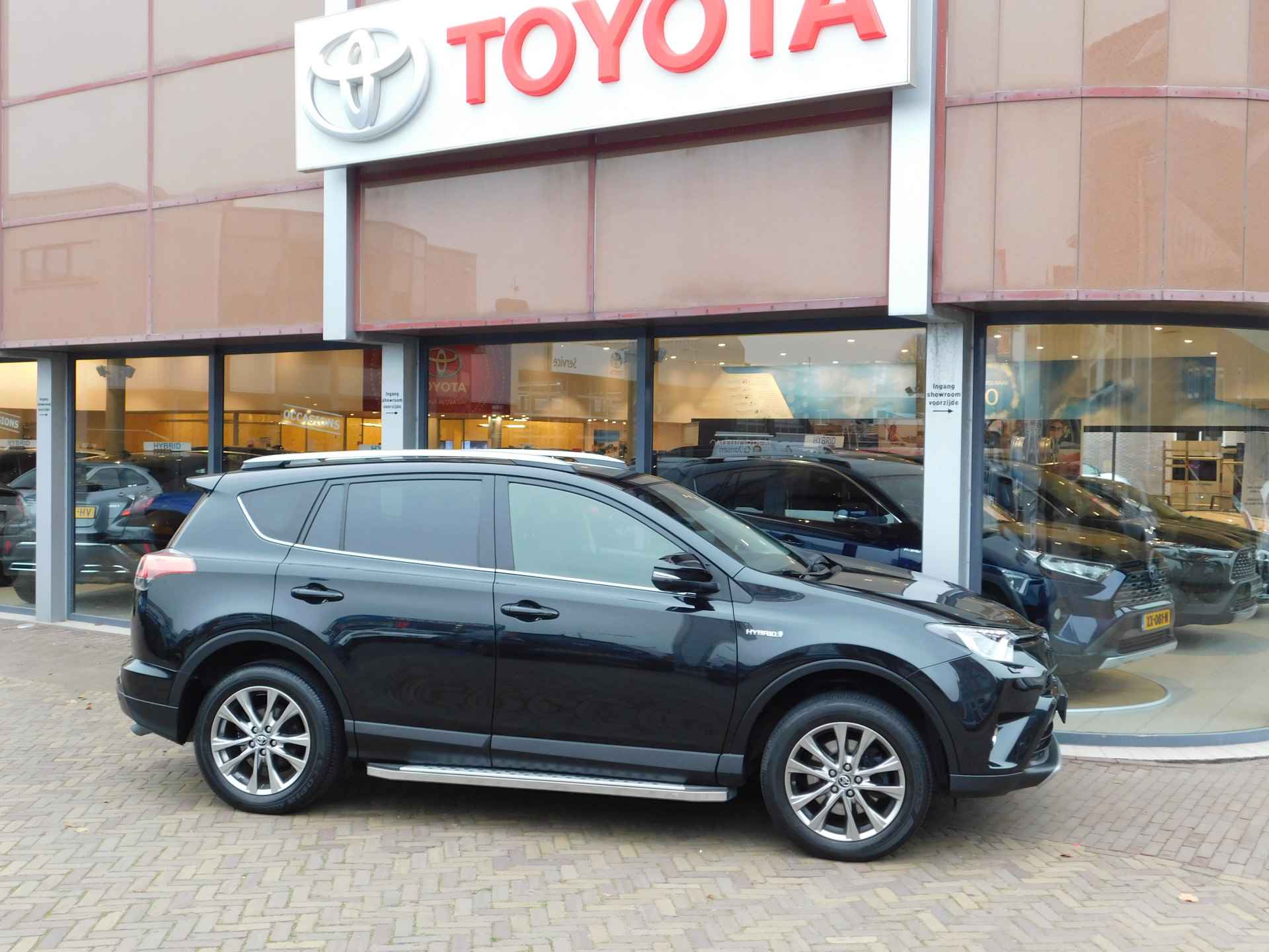 Toyota RAV4 2.5 Hybrid Executive - 33/44