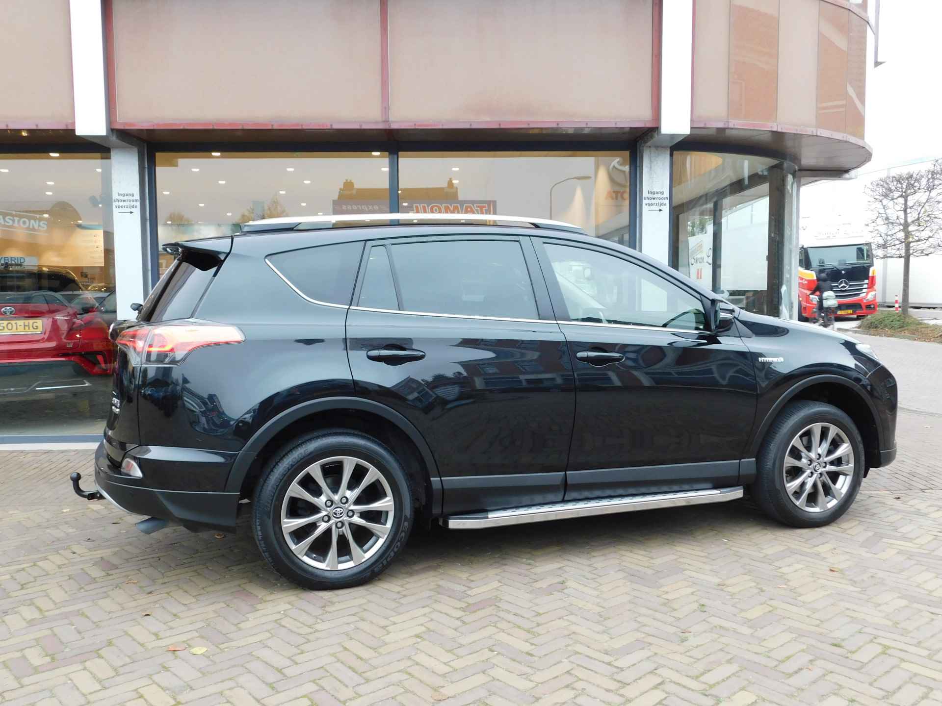 Toyota RAV4 2.5 Hybrid Executive - 35/44