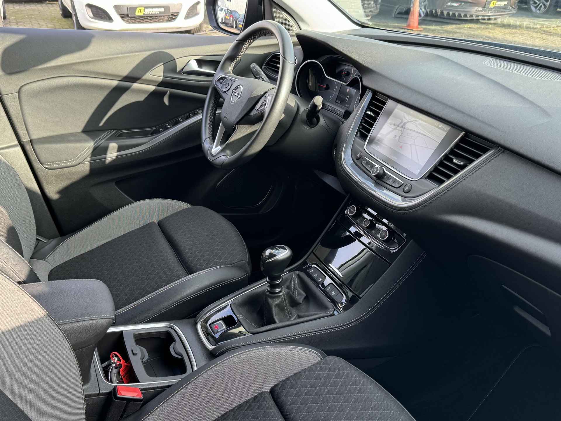 Opel Grandland X 1.2 Turbo Innovation Prachtige Grandland met Navi | Keyless | LED | Clima | Carplay | 17" | Cruise - 14/40