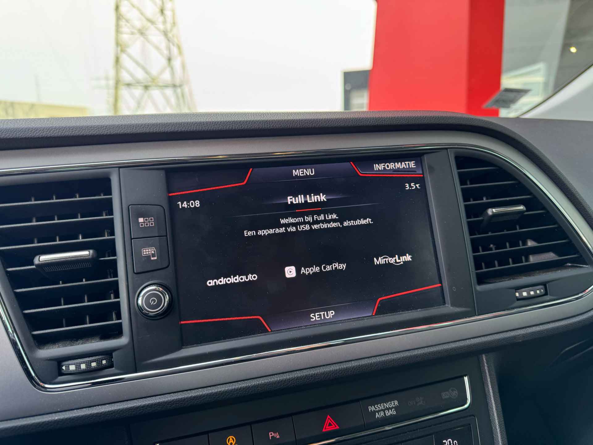 SEAT León ST 1.5 TGI Style Business Intense / AUTOMAAT / TREKHAAK / APPLE CARPLAY / ANDROID AUTO / - 11/15