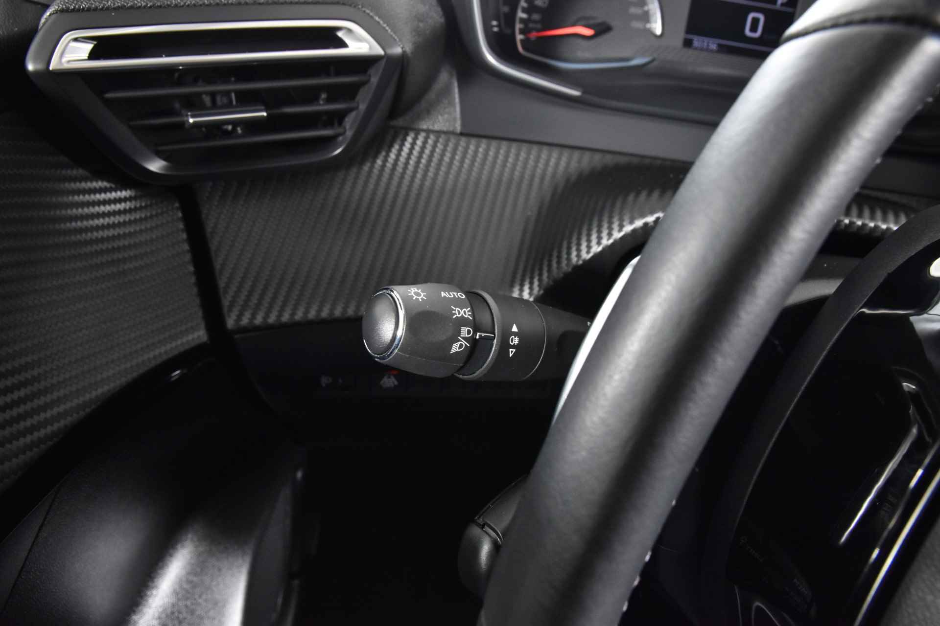Peugeot 208 1.2 PureTech 100 PK Allure - Automaat | Cruise | PDC | Camera | App. Connect | ECC | LM 16" | LED | - 37/48