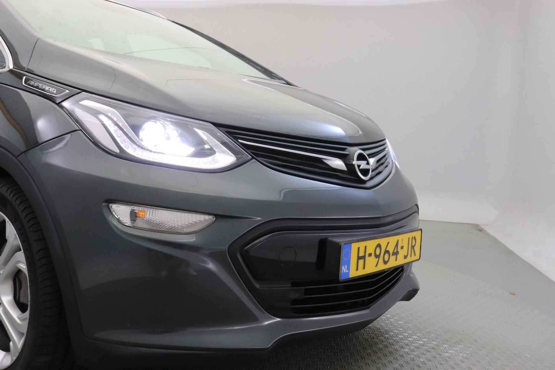 OPEL Ampera-e Business executive 60 kWh (14.845 NA SUBSIDIE) - 12/21