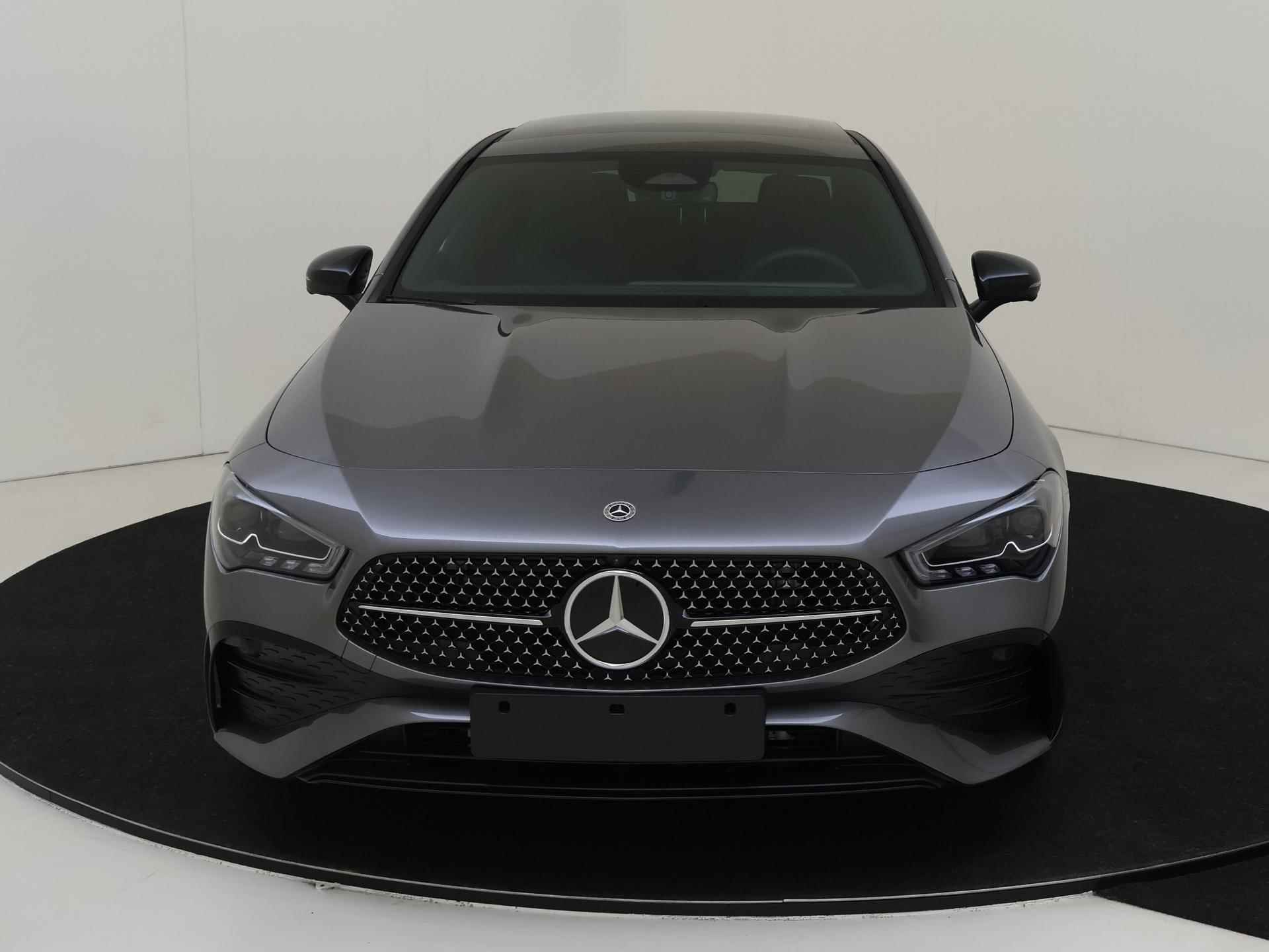 Mercedes-Benz CLA-klasse 180 Coupé Star Edition - AMG Line Plus - Nightpakket - Panoramadak - Head-Up Display - 19 Inch - 5/33