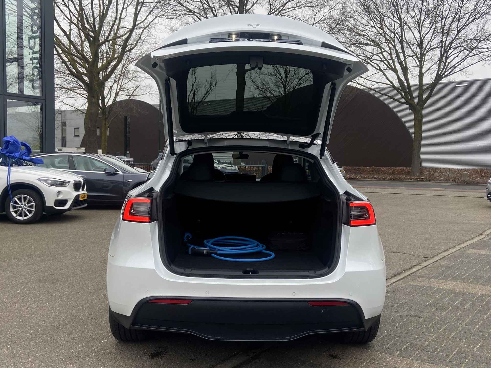 TESLA MODEL Y LONG RANGE VOLLEDIGE TESLA GARANTIE T/M 11-2026 OF 80.000KM | ACCU EN AANDRIJFLIJN T/M 2030 OF 160.000KM - 9/25