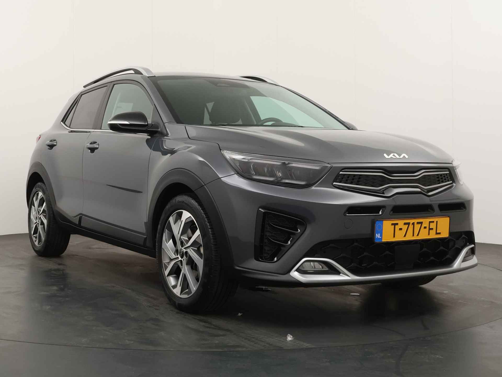 Kia Stonic 1.0 T-GDi MHEV GT-Line - Navigatie - Camera -  Cruise Control - LED koplampen - Climate Control - Stoel-/stuurverwarming - Fabrieksgarantie tot 06-2030 - 11/44